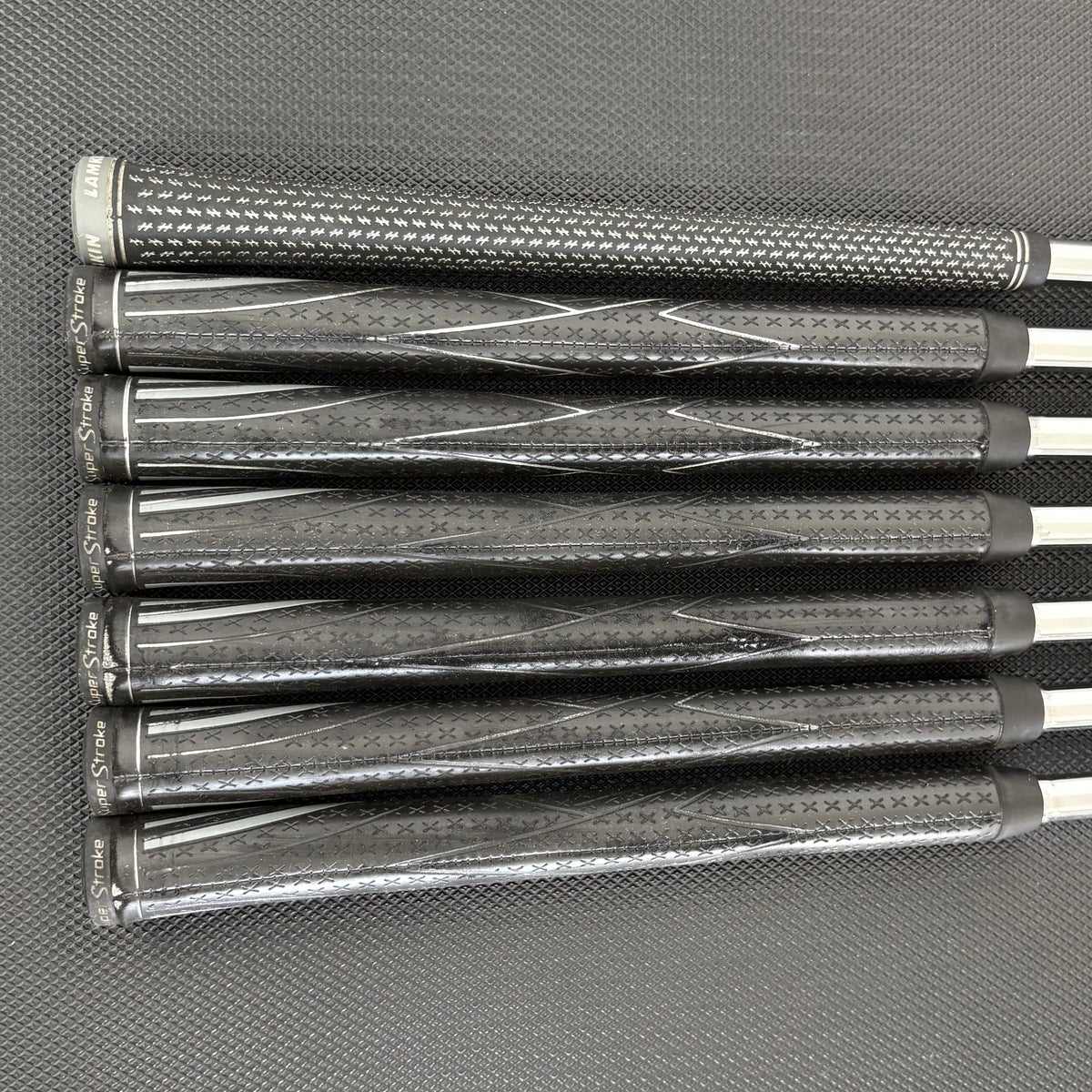 LH TAYLORMADE SIM2 MAX IRON SET