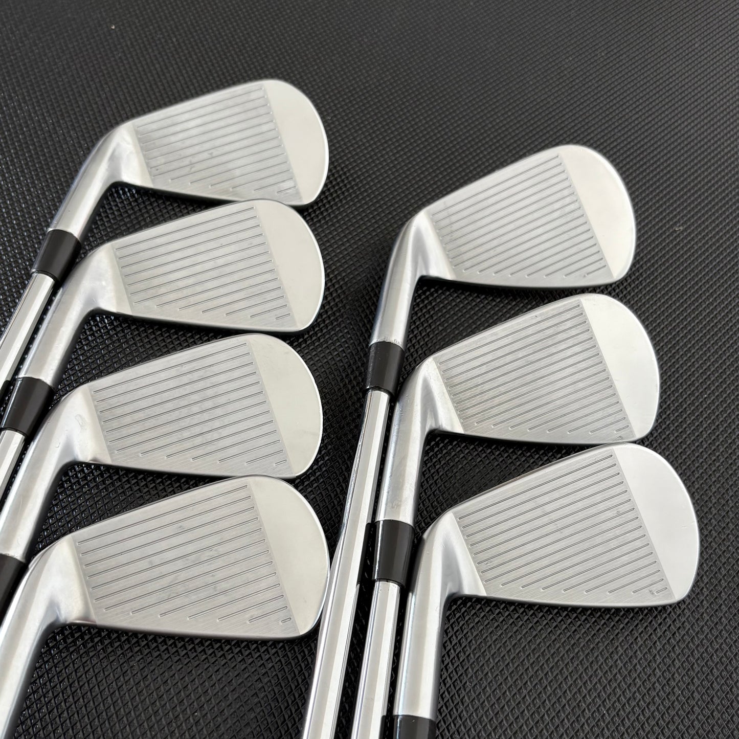 SRIXON ZXI7 IRON SET