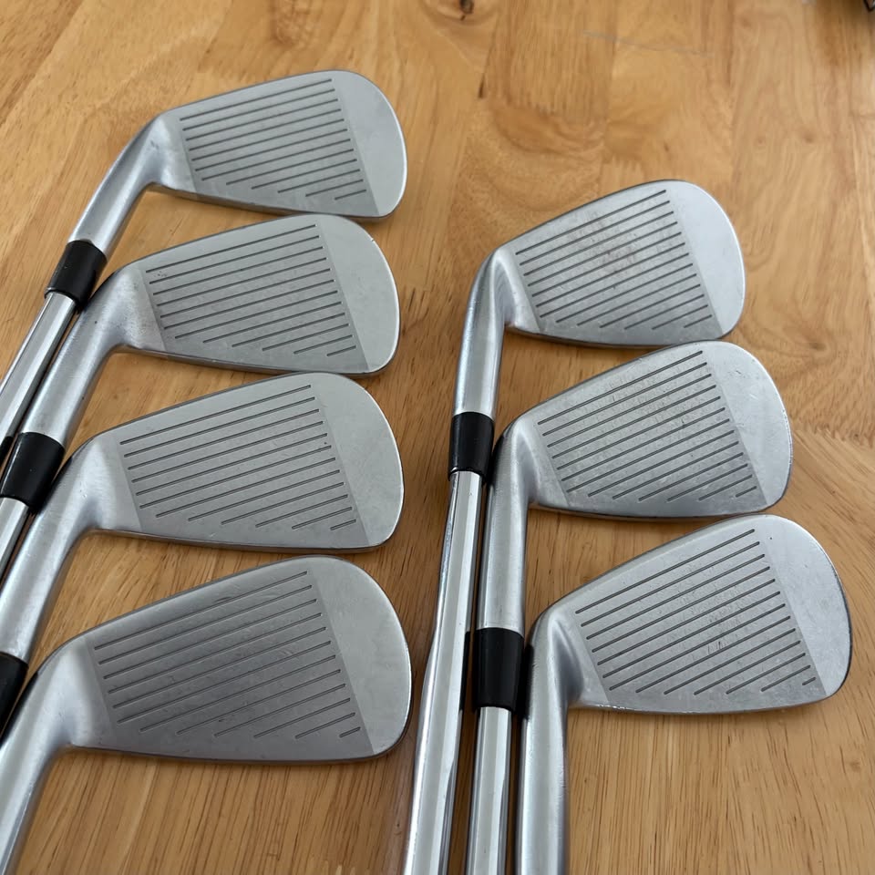MIZUNO JPX 919 TOUR IRON SET
