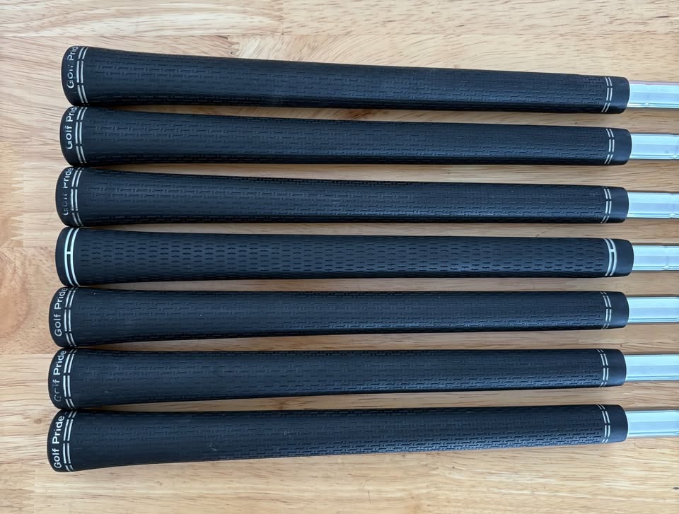 MIZUNO JPX 919 TOUR IRON SET