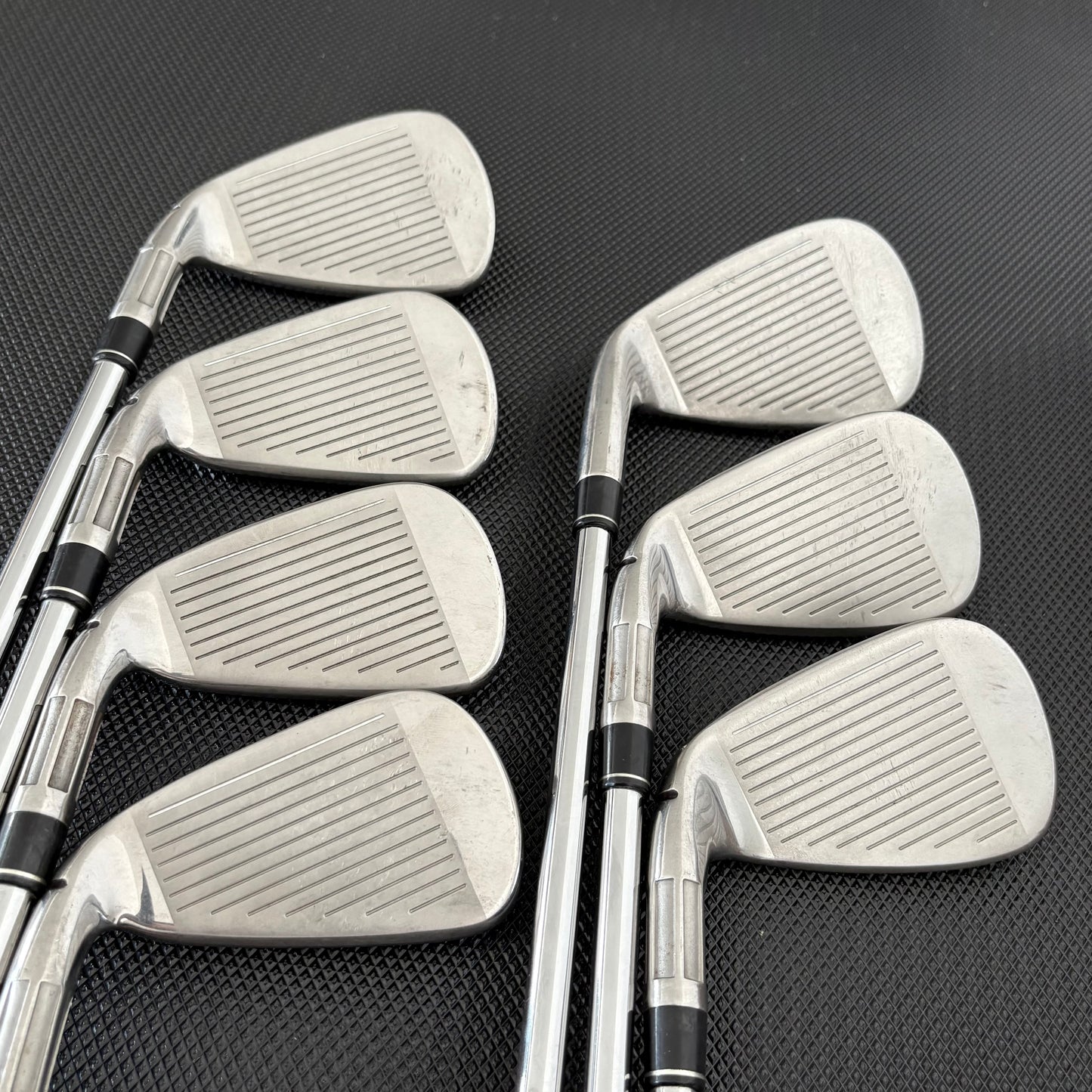 TAYLORMADE M6 IRON SET