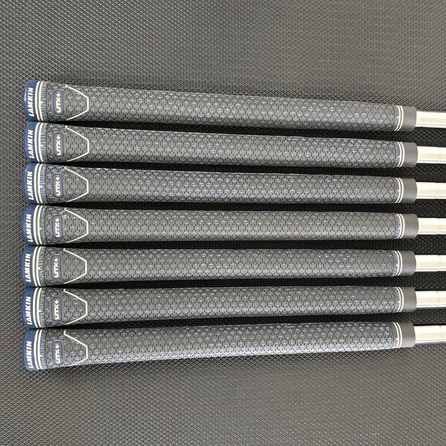 LH MIZUNO JPX 925 HOT METAL PRO IRON SET