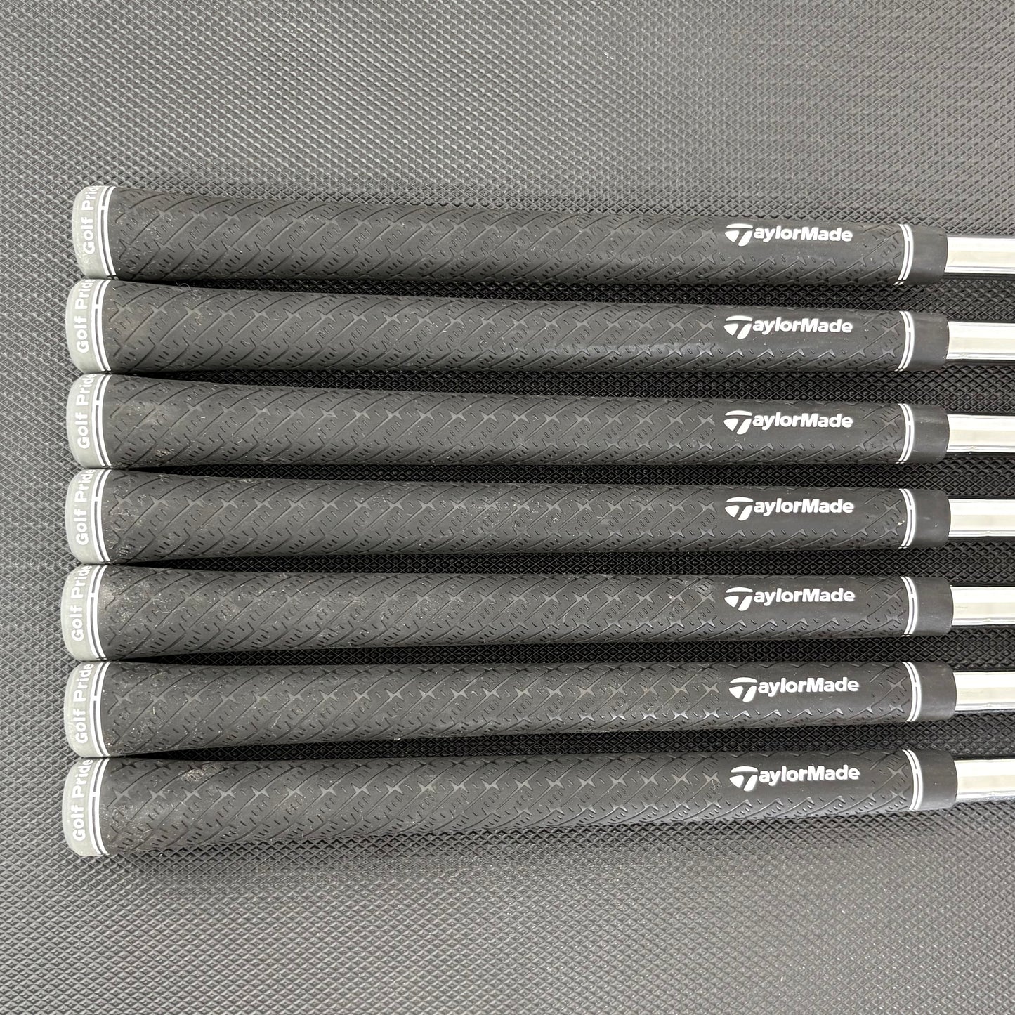 TAYLORMADE P790 2025 IRON SET