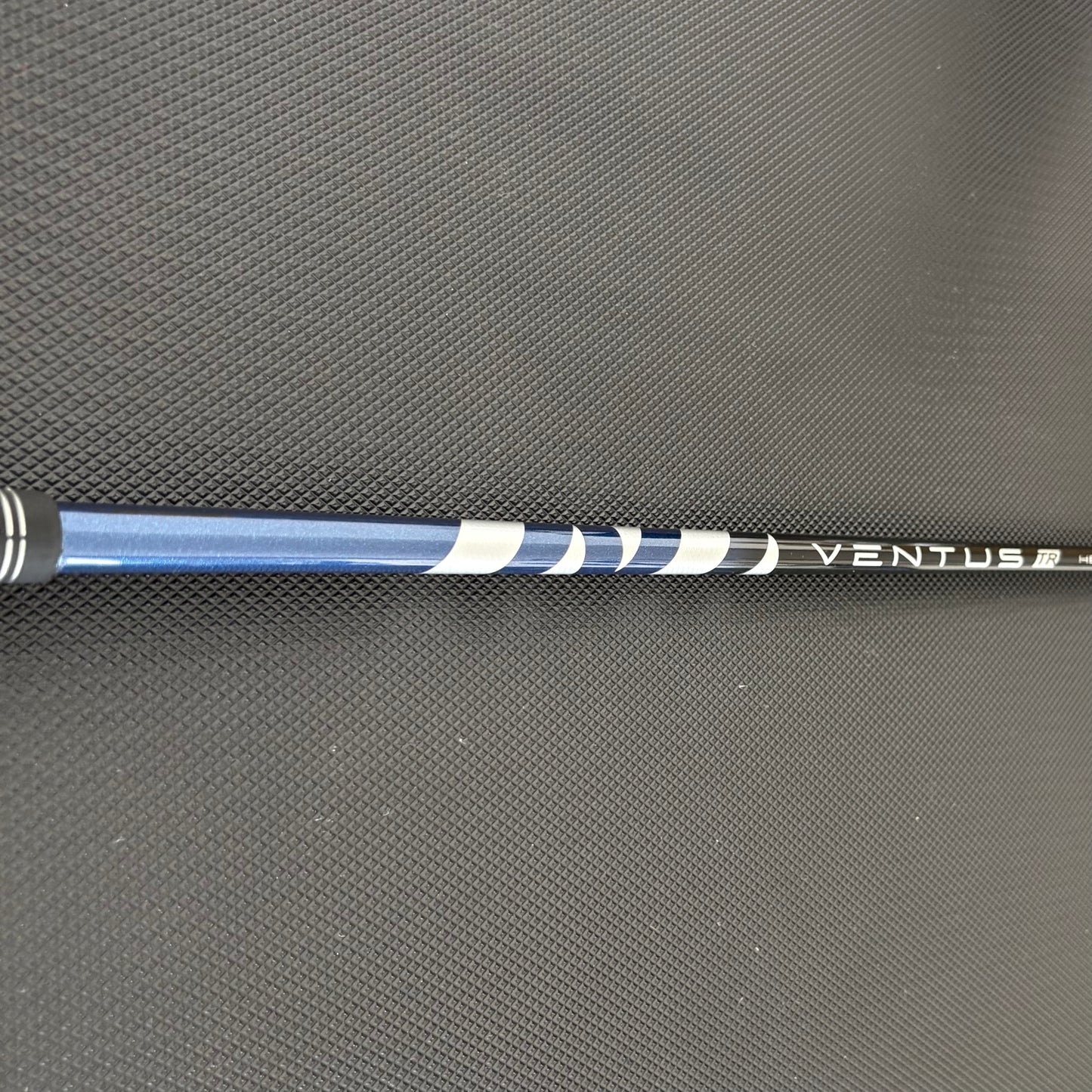 TAYLORMADE QI10 4 HYBRID (22 DEGREE)