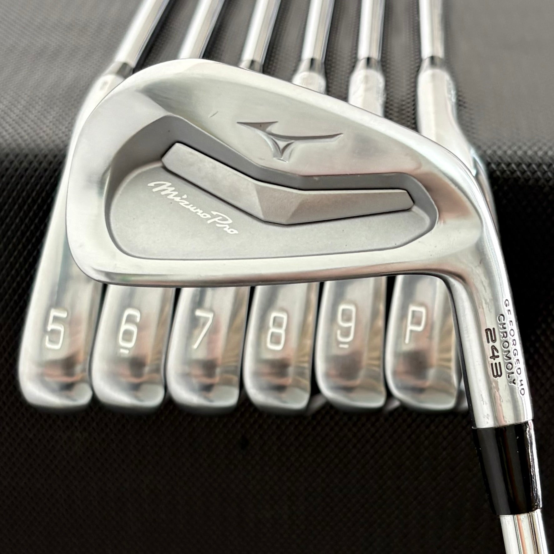 Mizuno Pro 243 アイアン Mizuno Pro 243 アイアン 6本組(No.5～9、PW)(Dynamic Gold 120