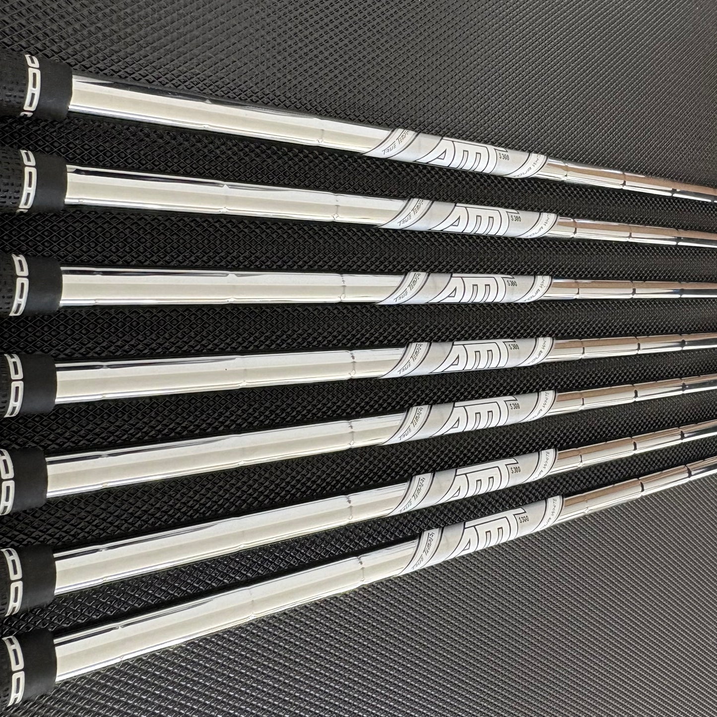 TITLEIST T100 2023 IRON SET