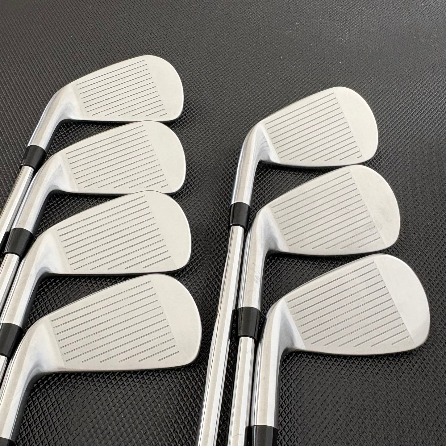 TITLEIST T100 2023 IRON SET