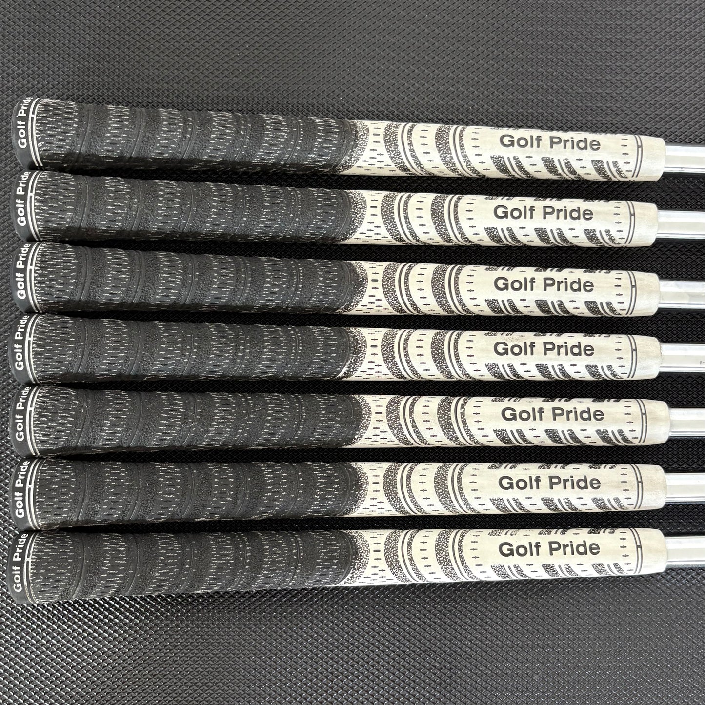 CALLAWAY APEX CB 2024 IRON SET