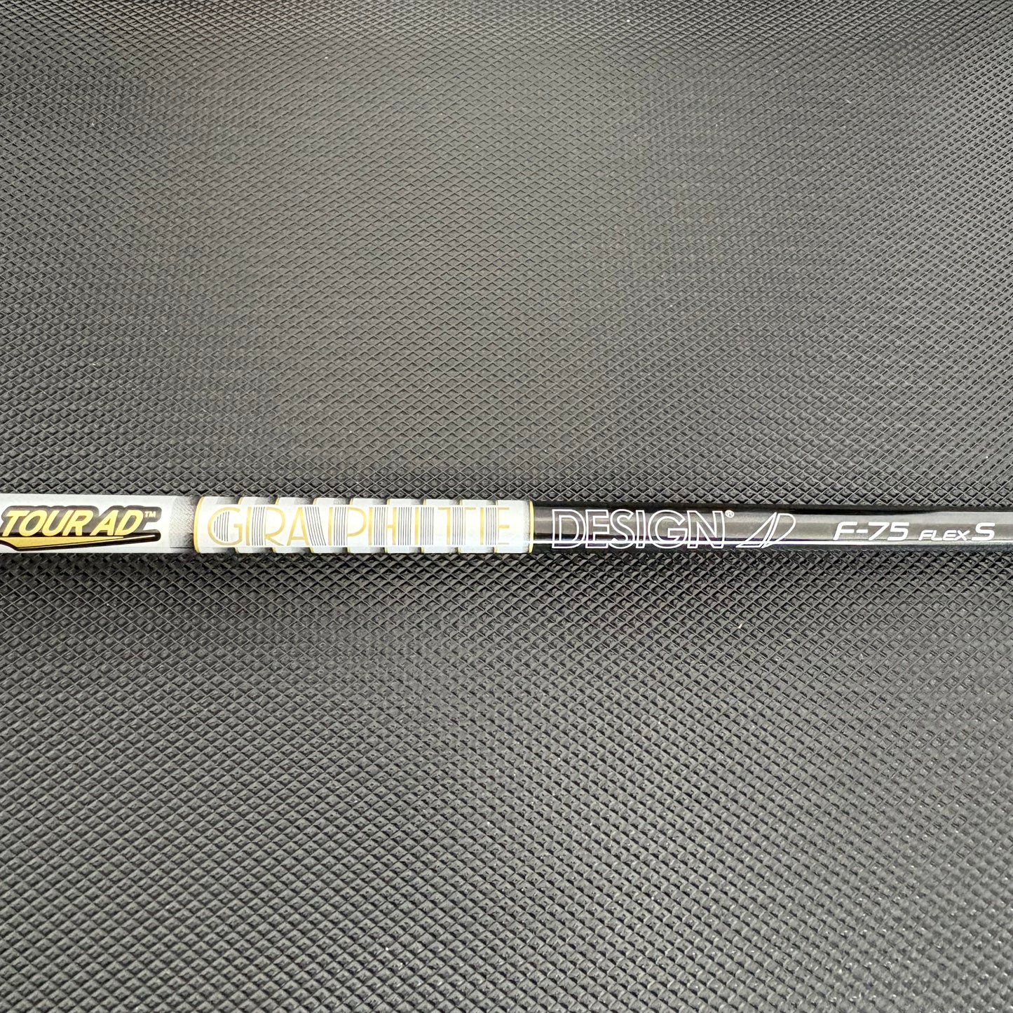 GRAPHITE DESIGN TOUR AD F-75 WOOD SHAFT + PING TIP (42")