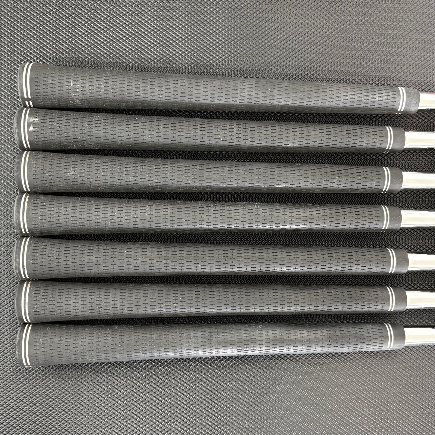 TAYLORMADE R7 DRAW IRON SET