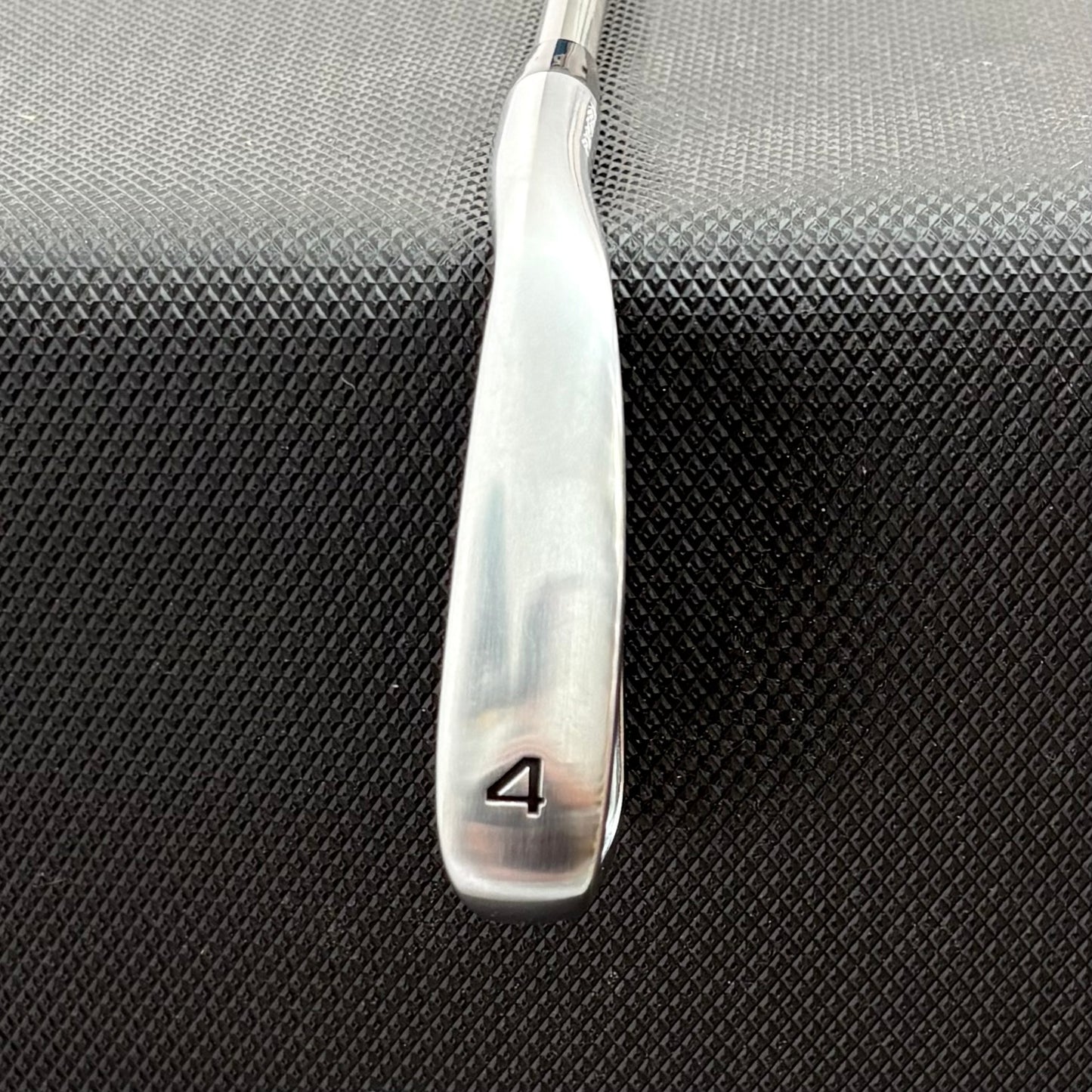COBRA KING TOUR 2023 4 IRON
