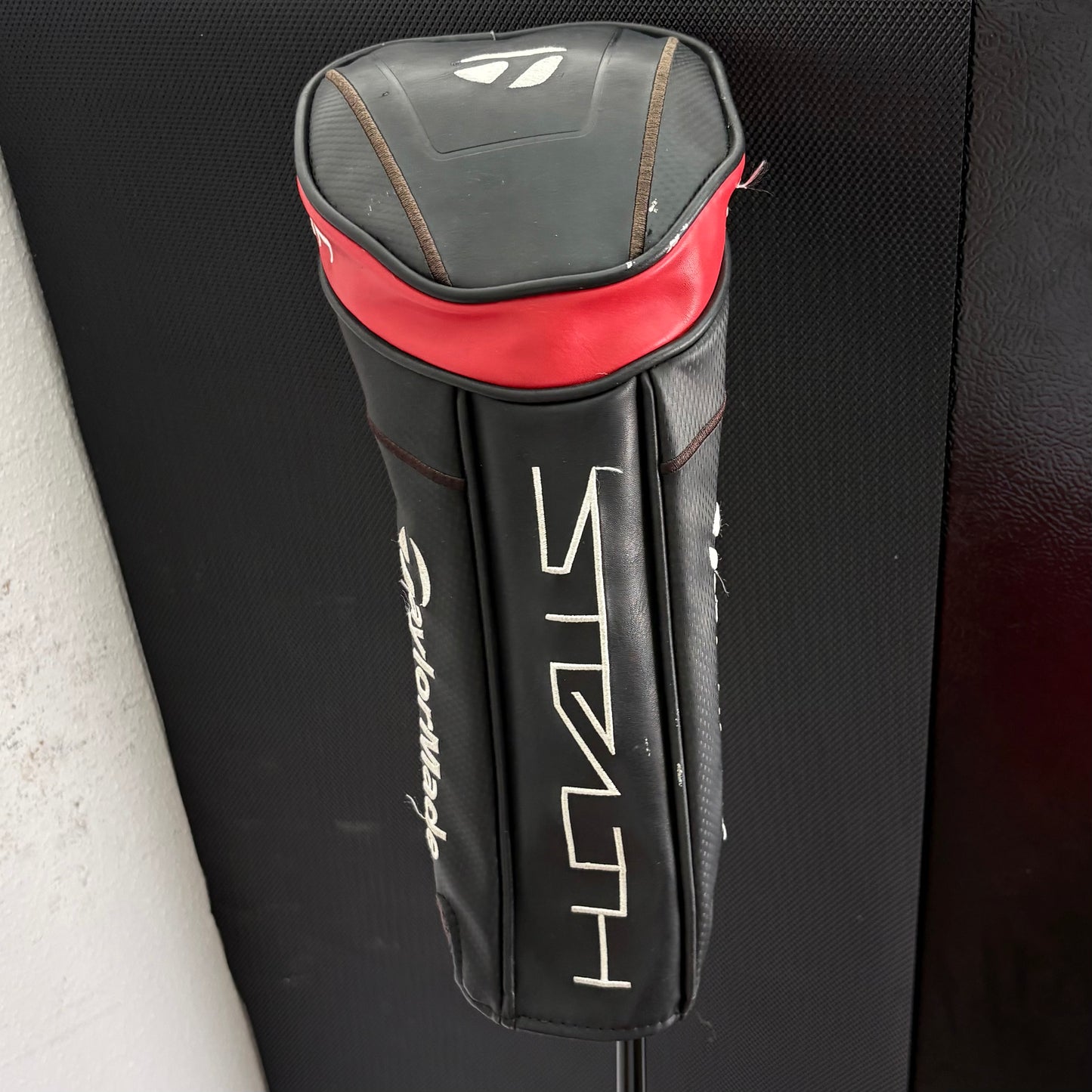 TAYLORMADE STEALTH PLUS DRIVER (9 DEGREE) + HEADCOVER