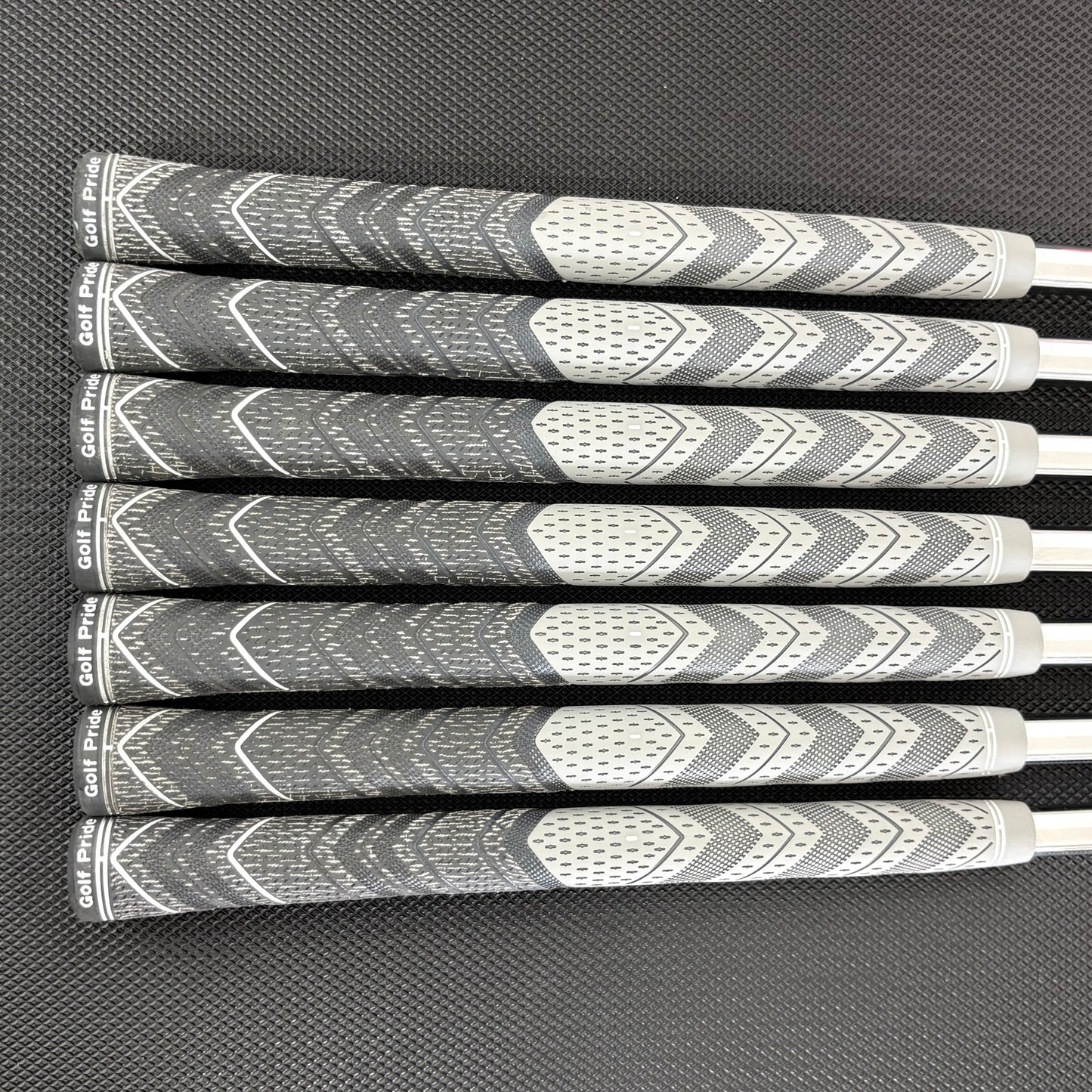 TAYLORMADE P7CB 2024 IRON SET