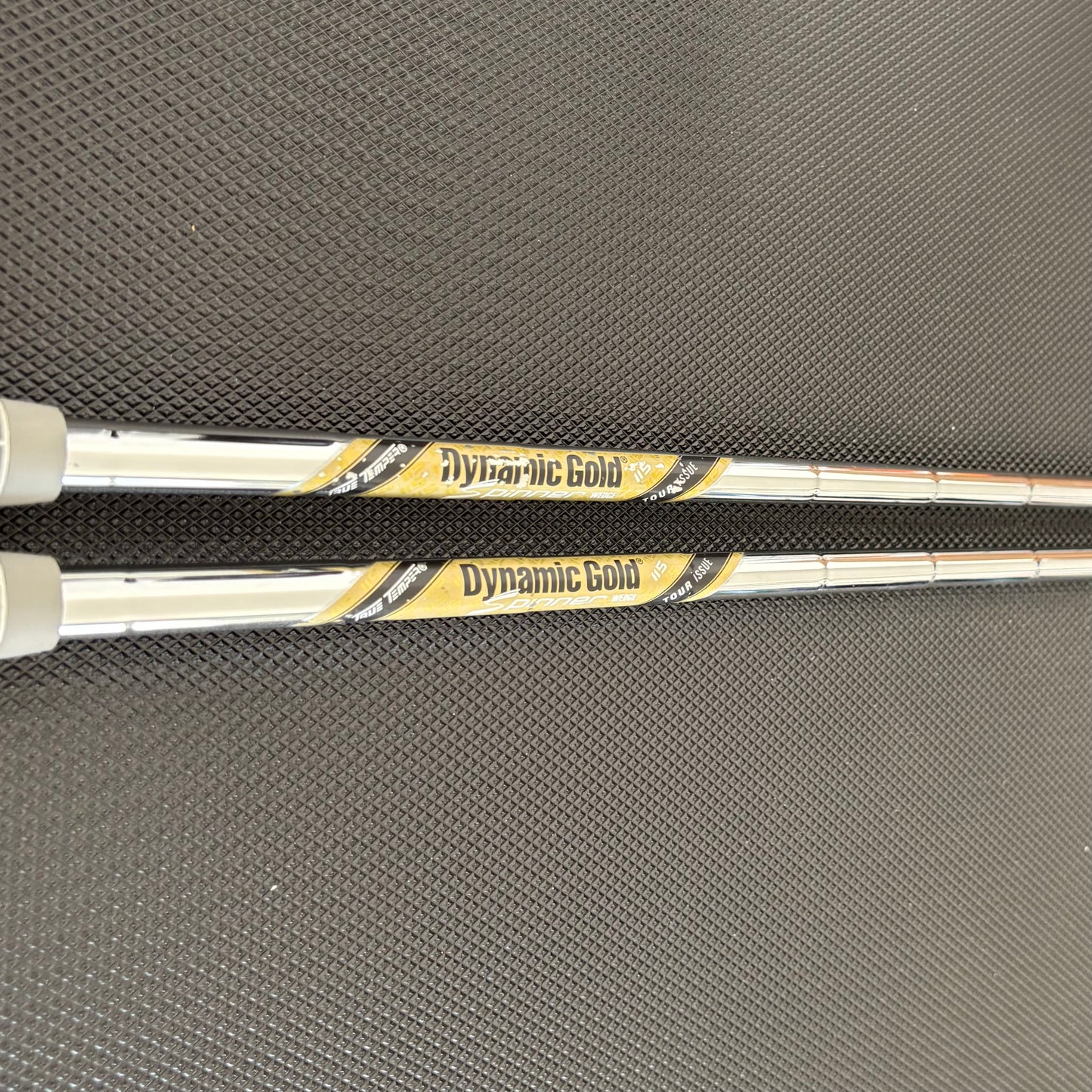 CLEVELAND CBX ZIPCORE WEDGE SET
