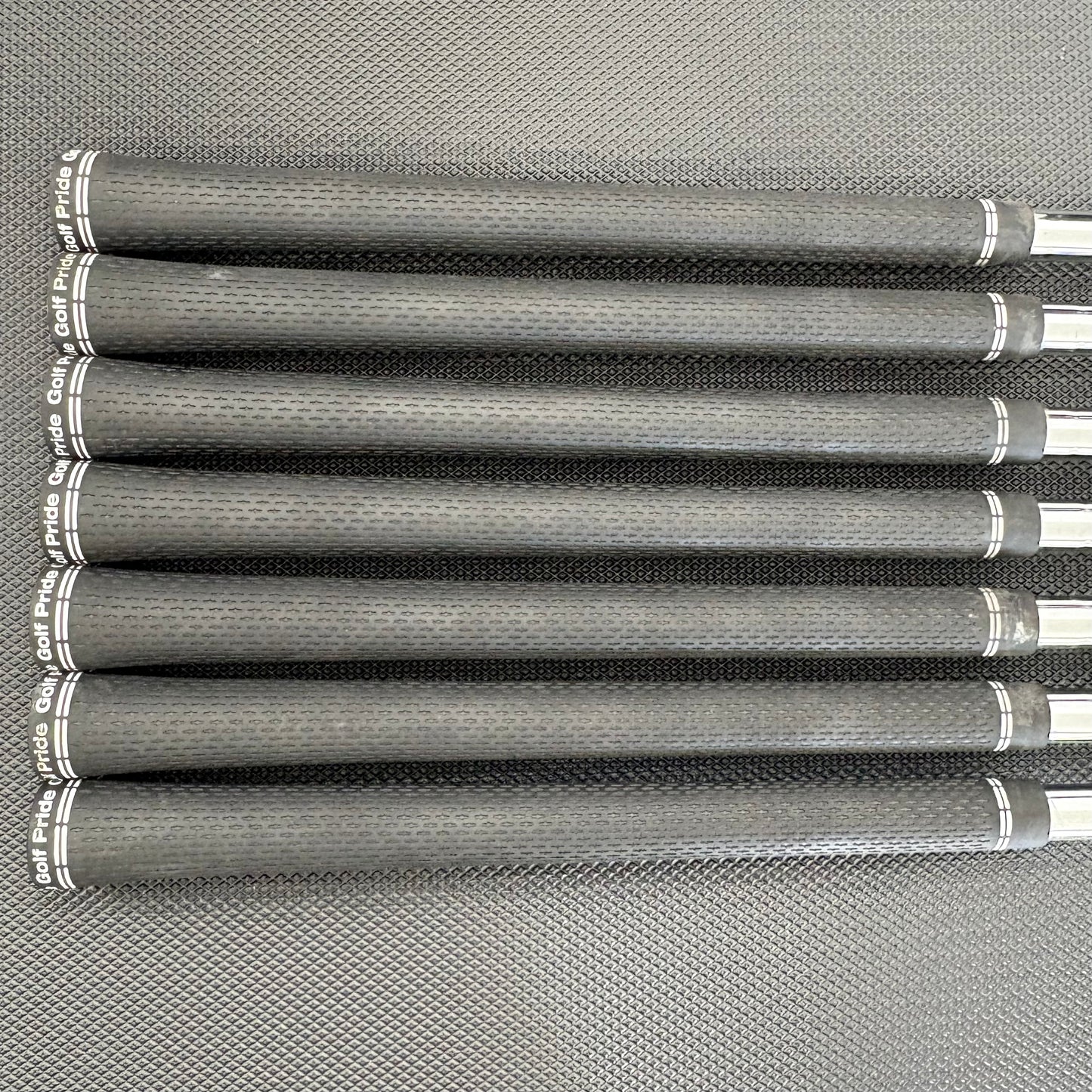 CALLAWAY APEX 2019 IRON SET
