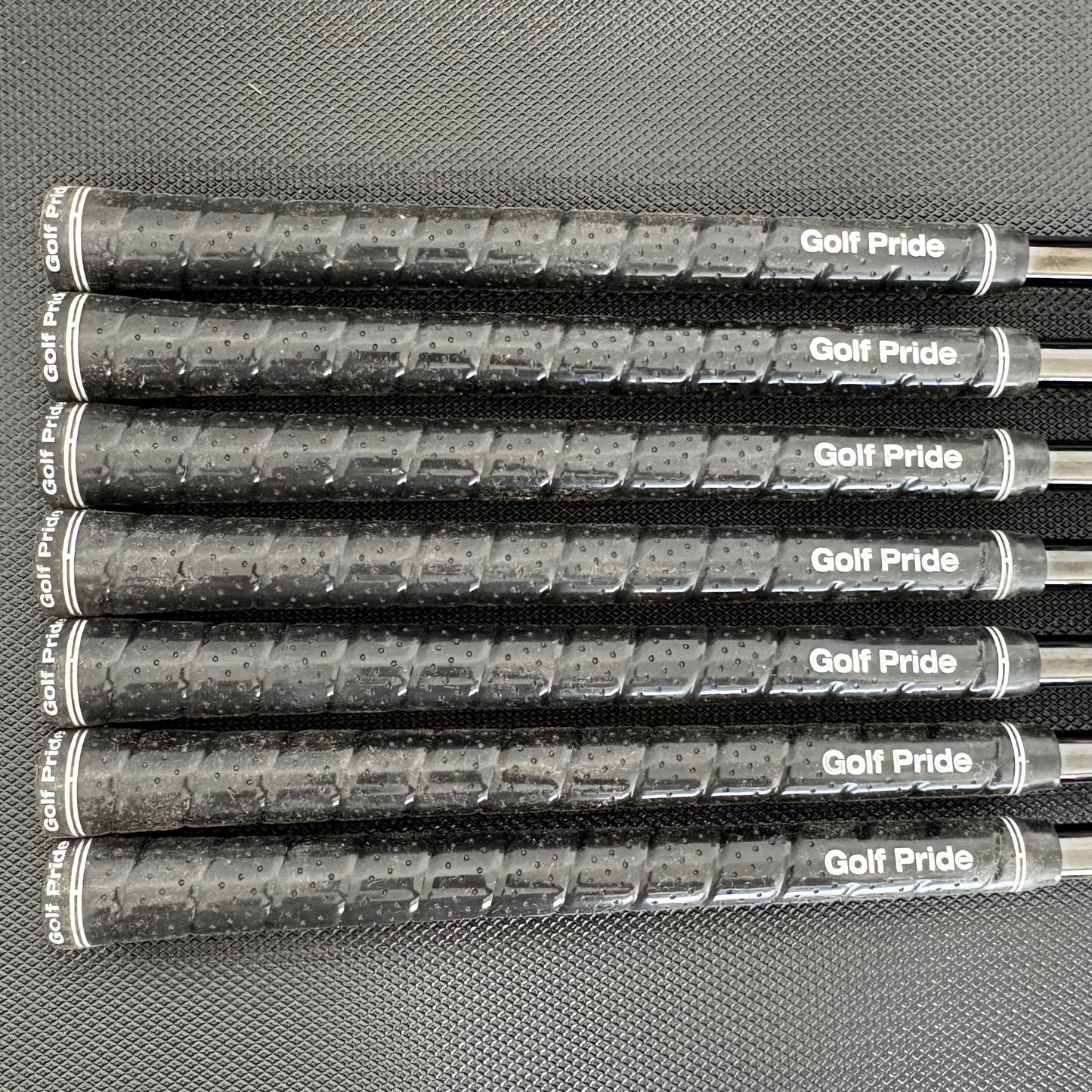 COBRA KING TOUR BLACK 2025 IRON SET