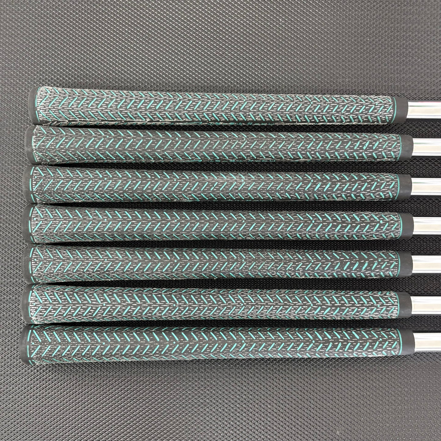 COBRA LIMIT3D IRON SET