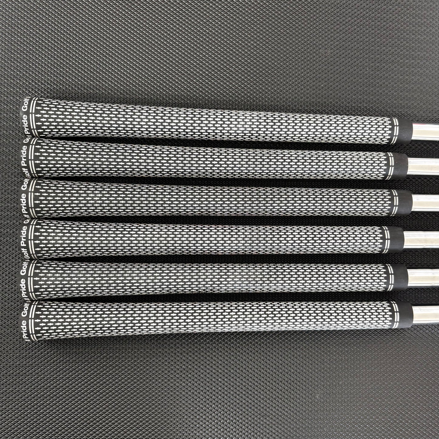 TITLEIST T350/T200 2023 COMBO IRON SET