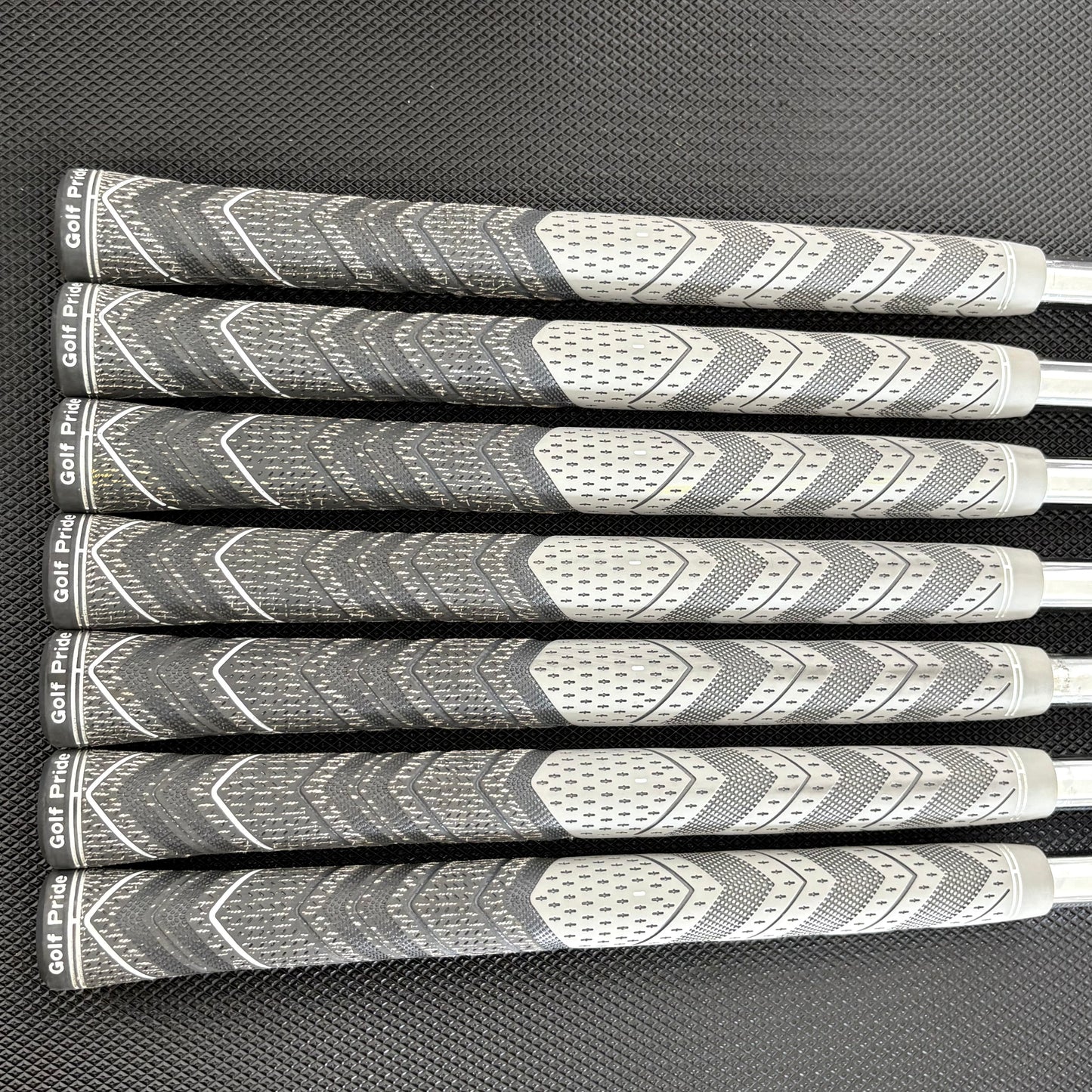 TAYLORMADE P7MB 2020 IRON SET