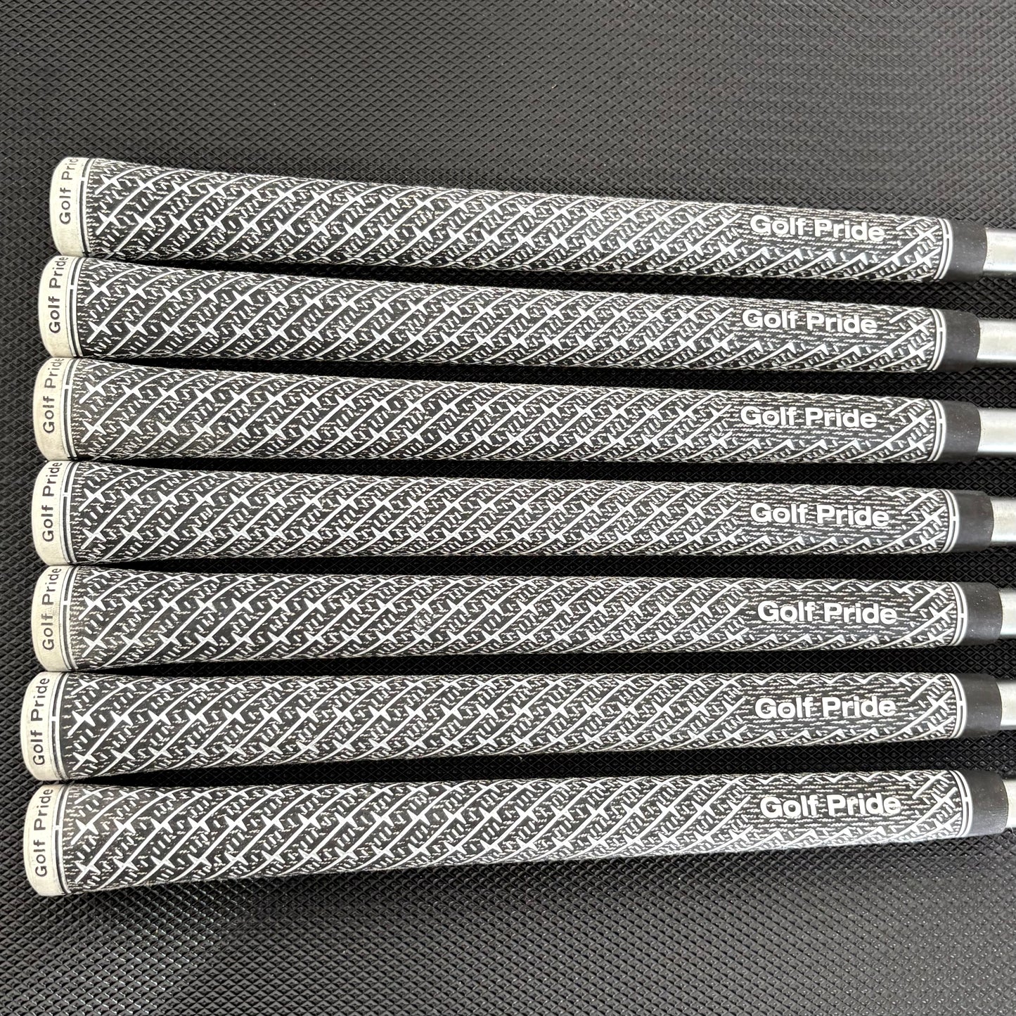 MIZUNO JPX 923 TOUR IRON SET