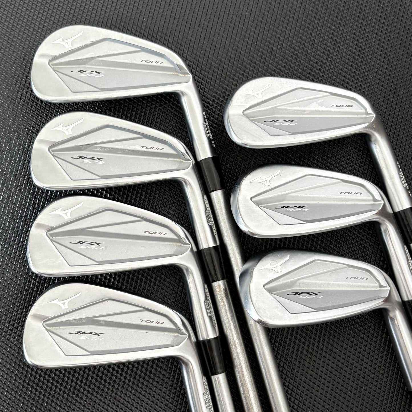 MIZUNO JPX 923 TOUR IRON SET
