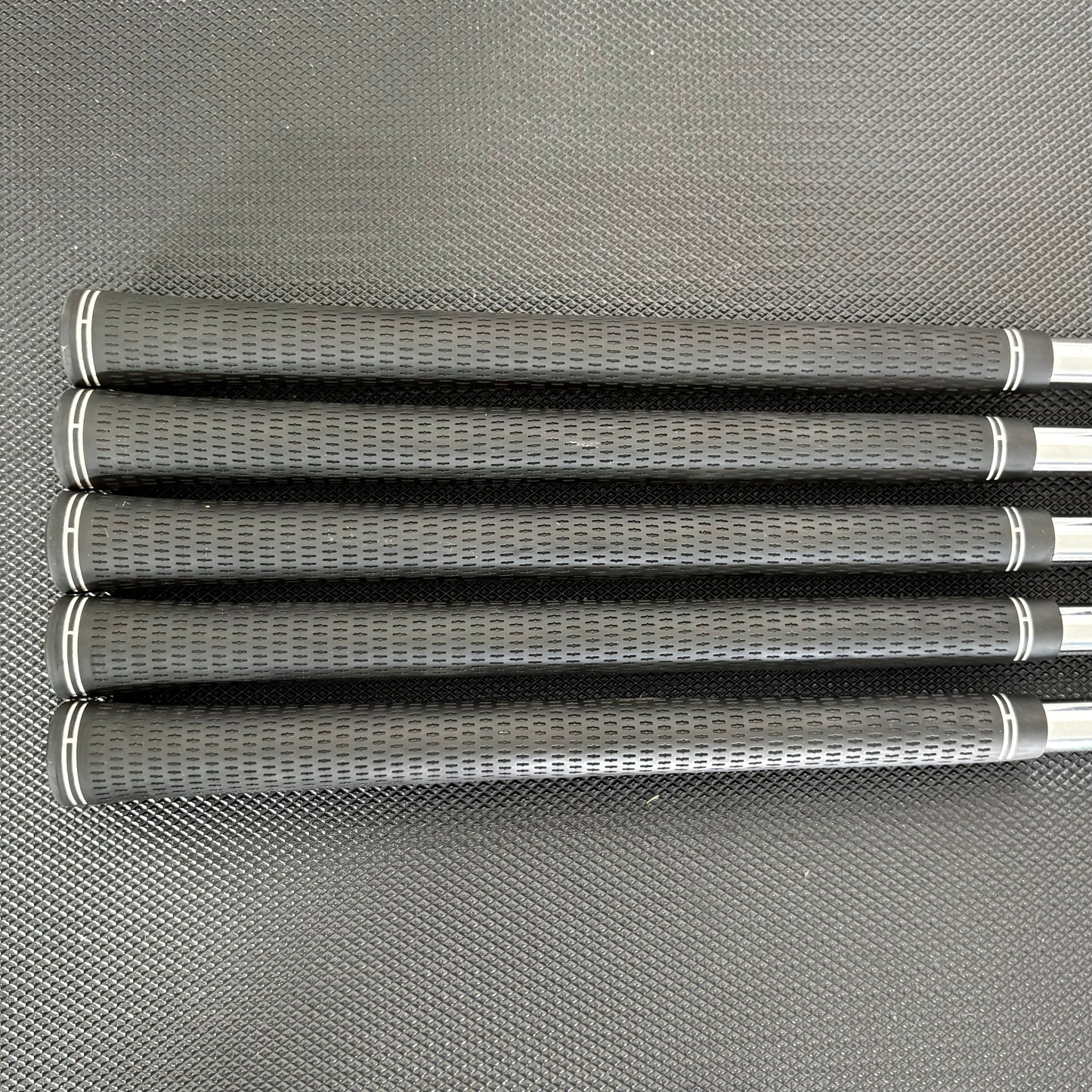 TAYLORMADE P760 IRON SET