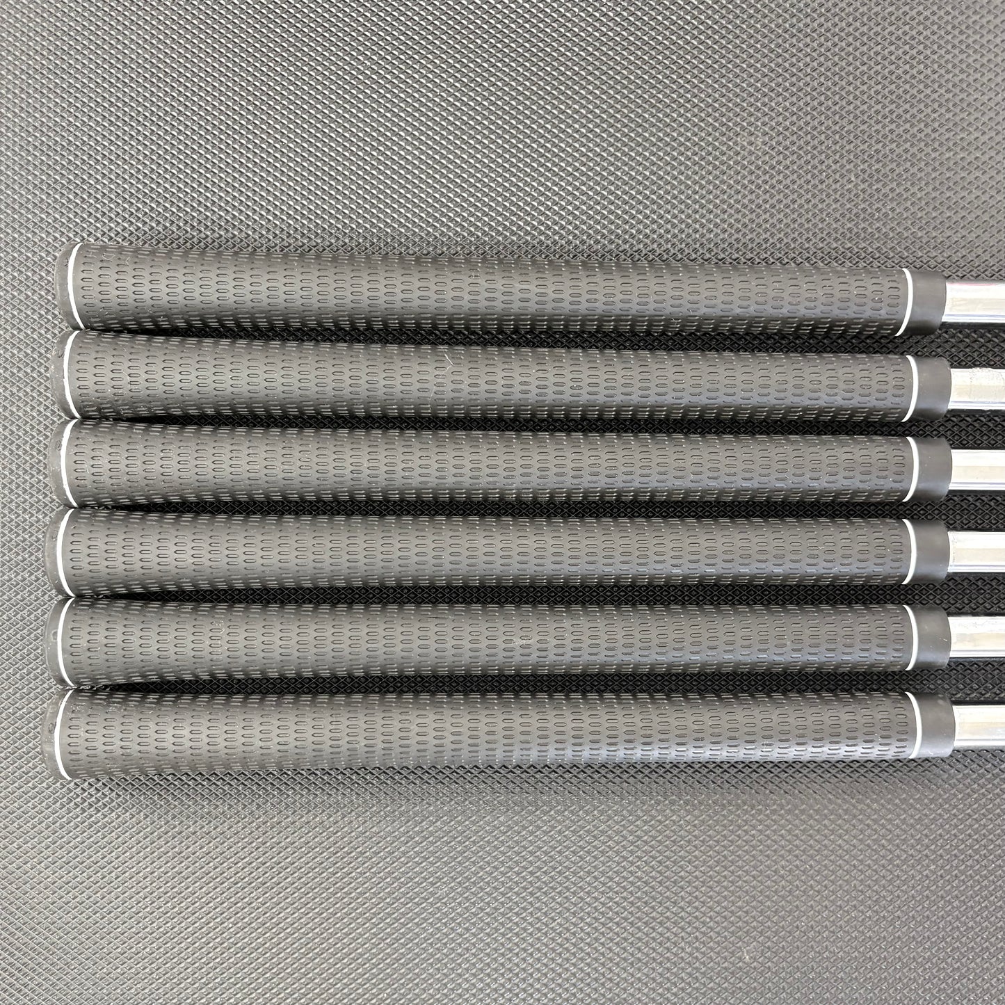 TITLEIST 714 CB IRON SET