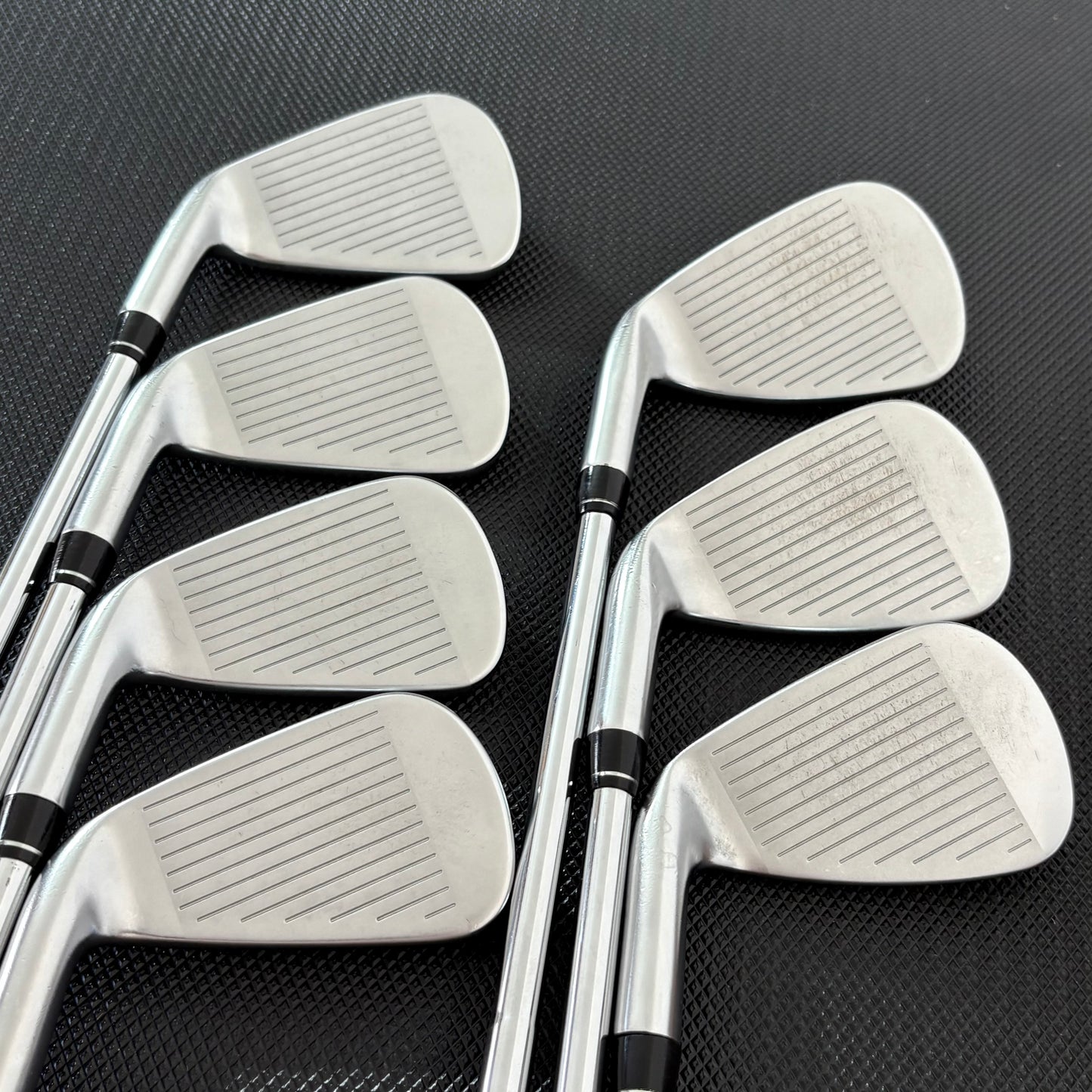 CALLAWAY APEX 2019 IRON SET