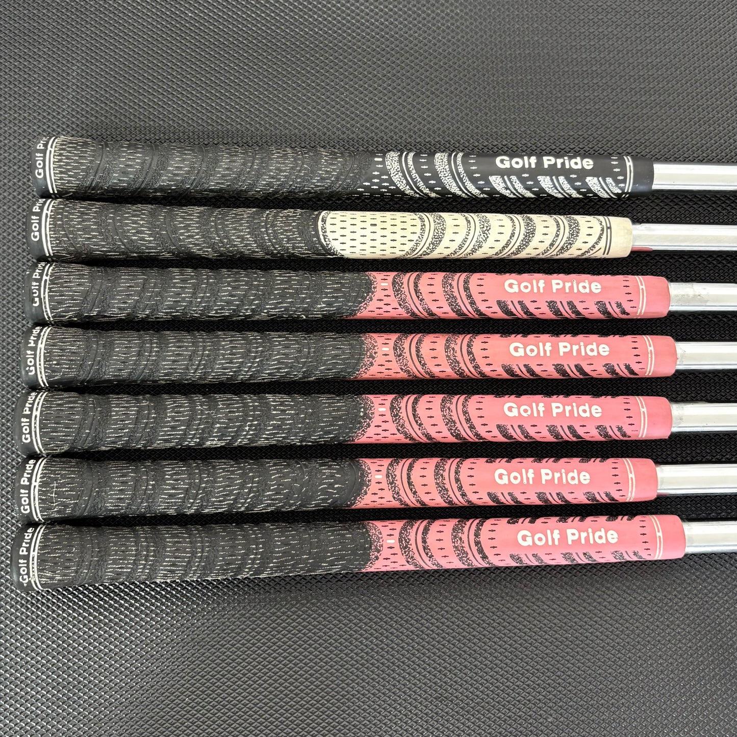 NIKE VICTORY RED SPLIT CAVITY IRON SET