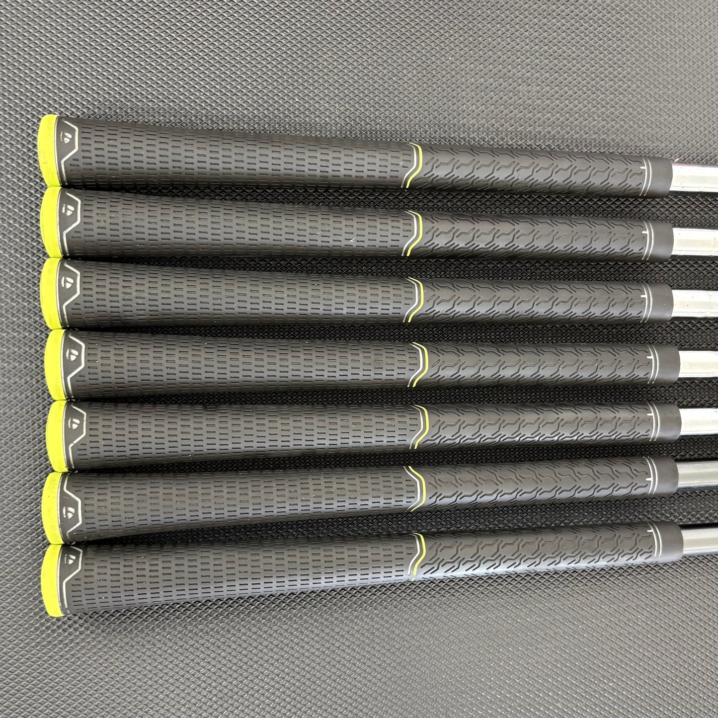 TAYLORMADE M2 HYBRID IRON SET