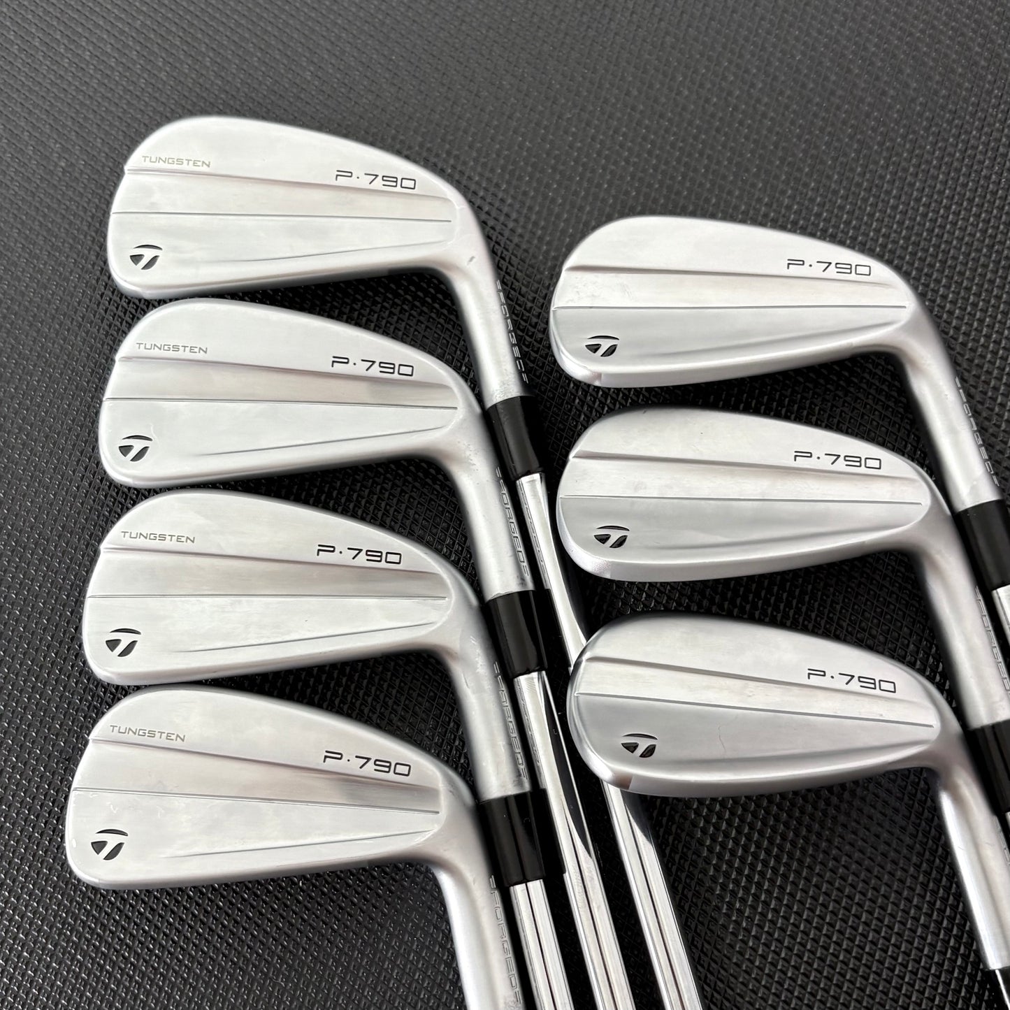 TAYLORMADE P790 2023 IRON SET