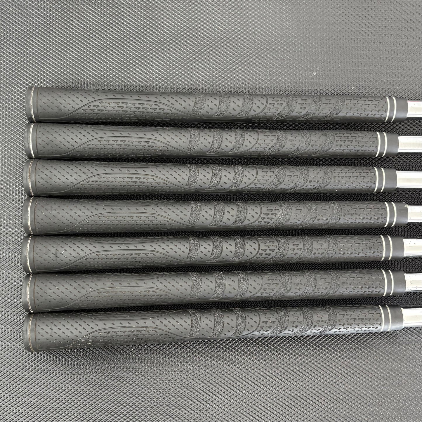 TITLEIST 714 CB IRON SET