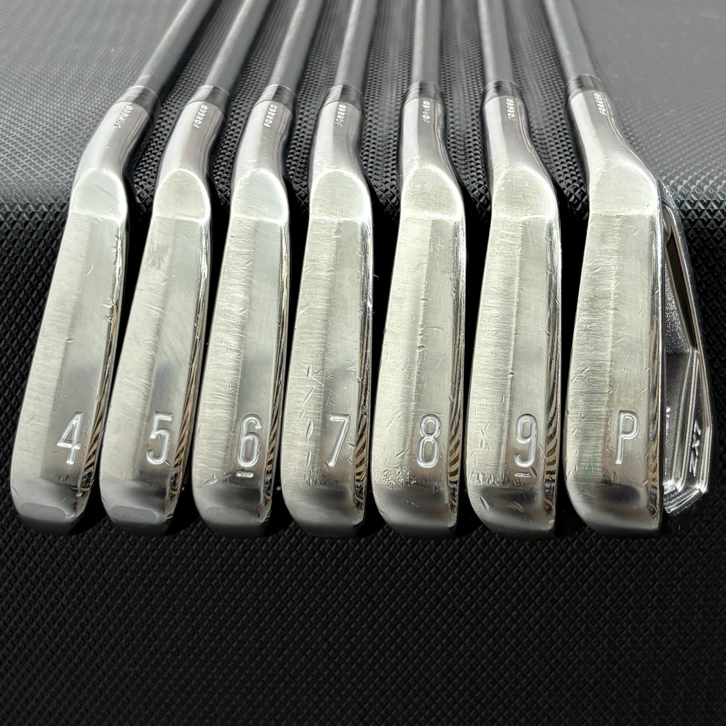 SRIXON ZX7 MKII BLACK CHROME IRON SET