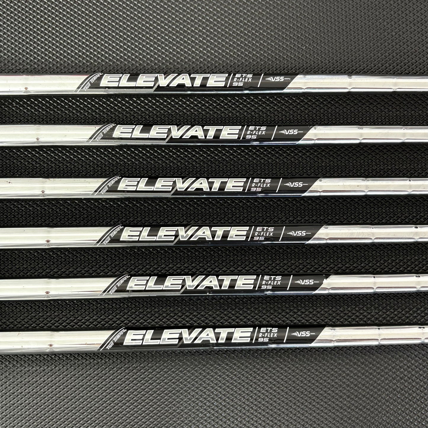 CALLAWAY APEX 2021 IRON SET