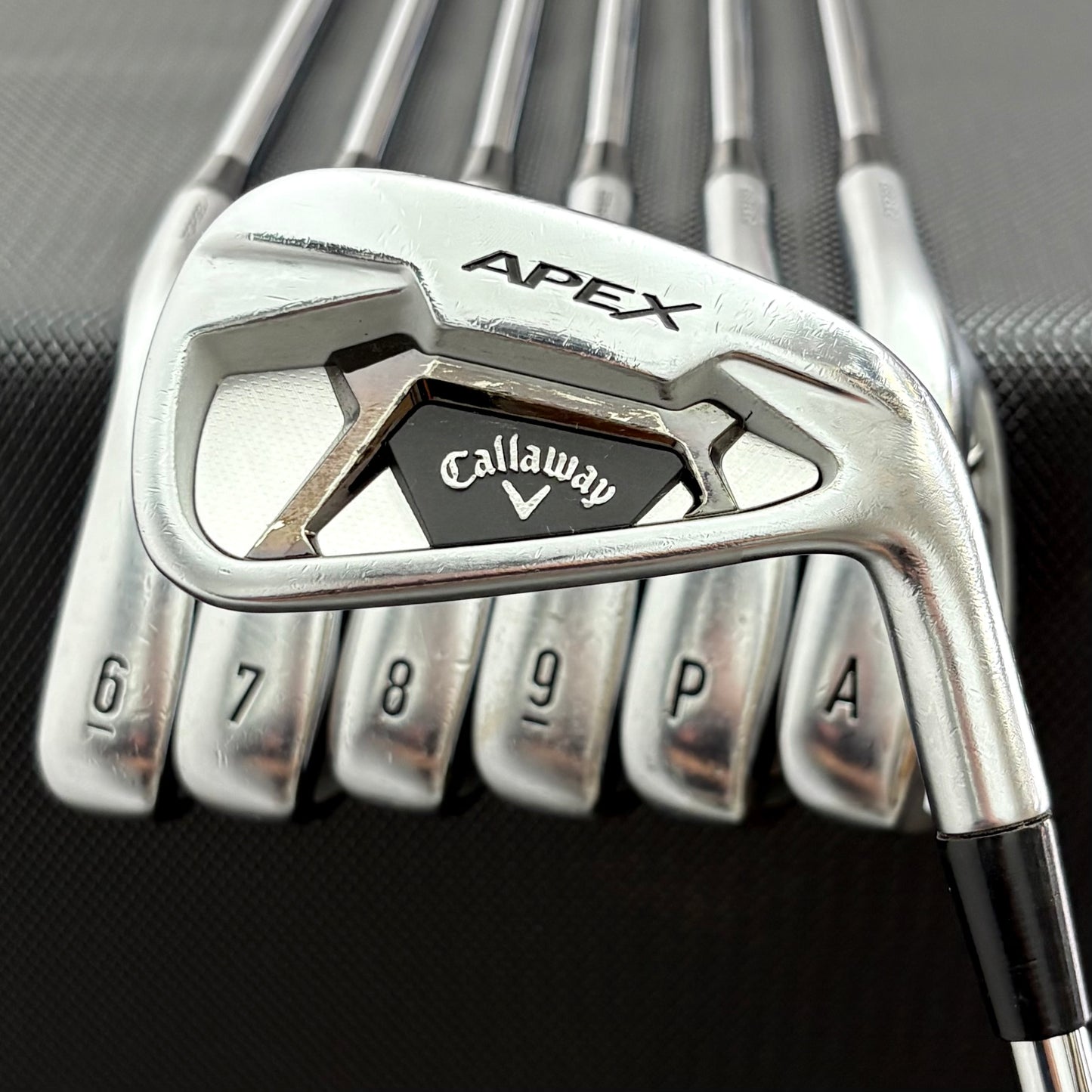 CALLAWAY APEX 2021 IRON SET