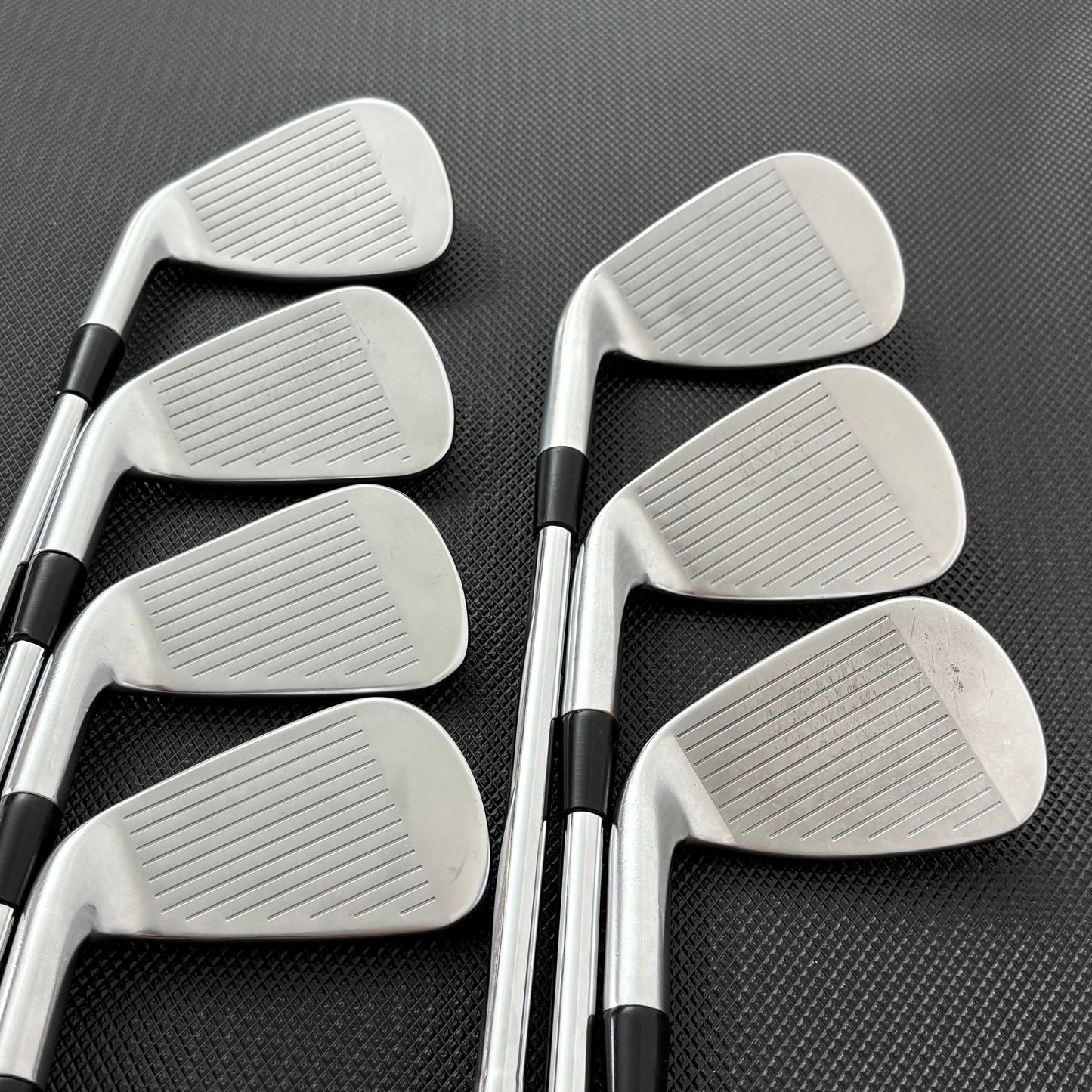 CALLAWAY APEX 2021 IRON SET