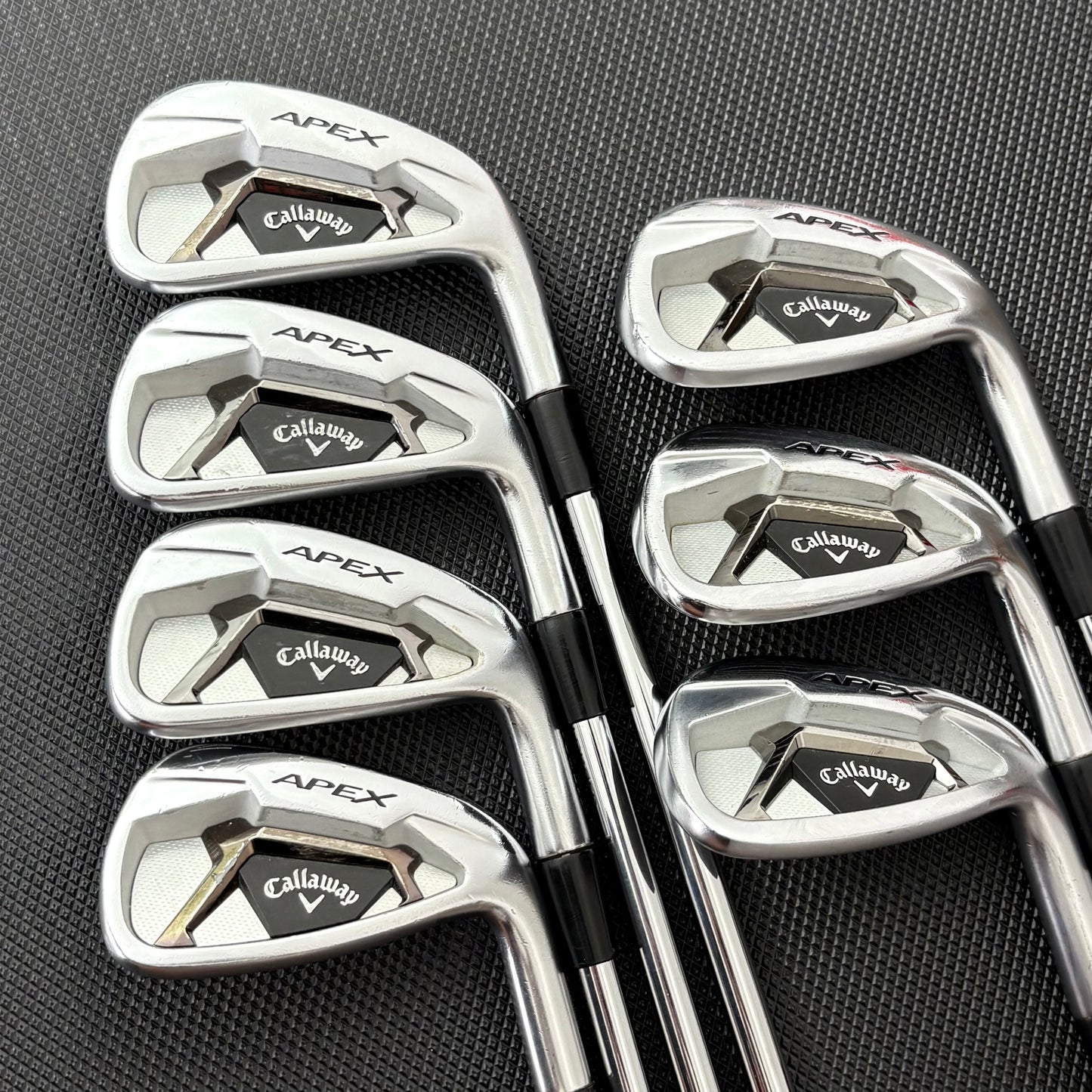 CALLAWAY APEX 2021 IRON SET