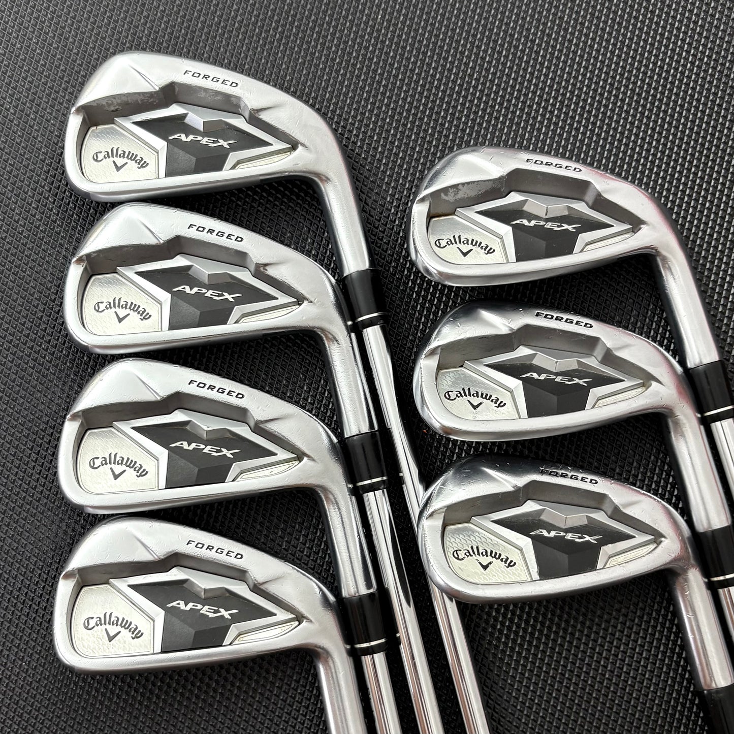 CALLAWAY APEX 2019 IRON SET