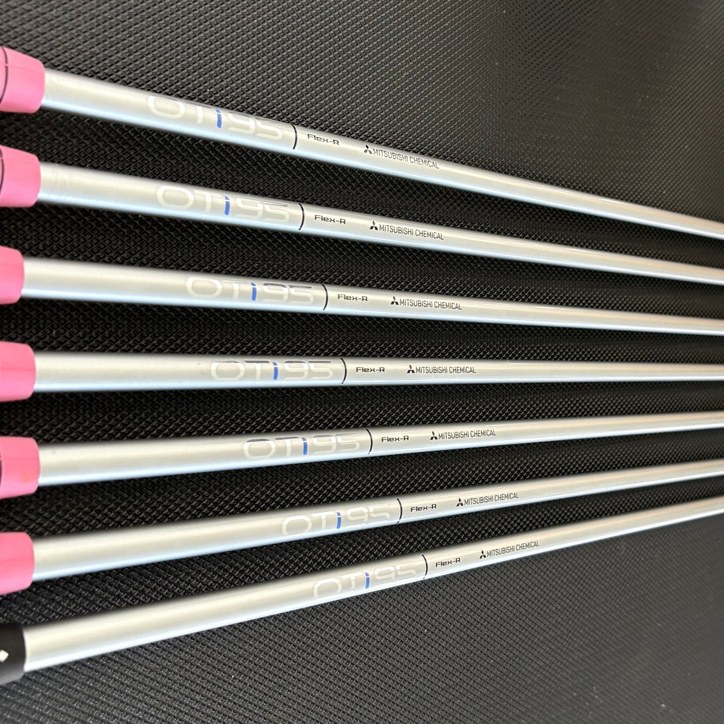 TITLEIST T250 2025 IRON SET
