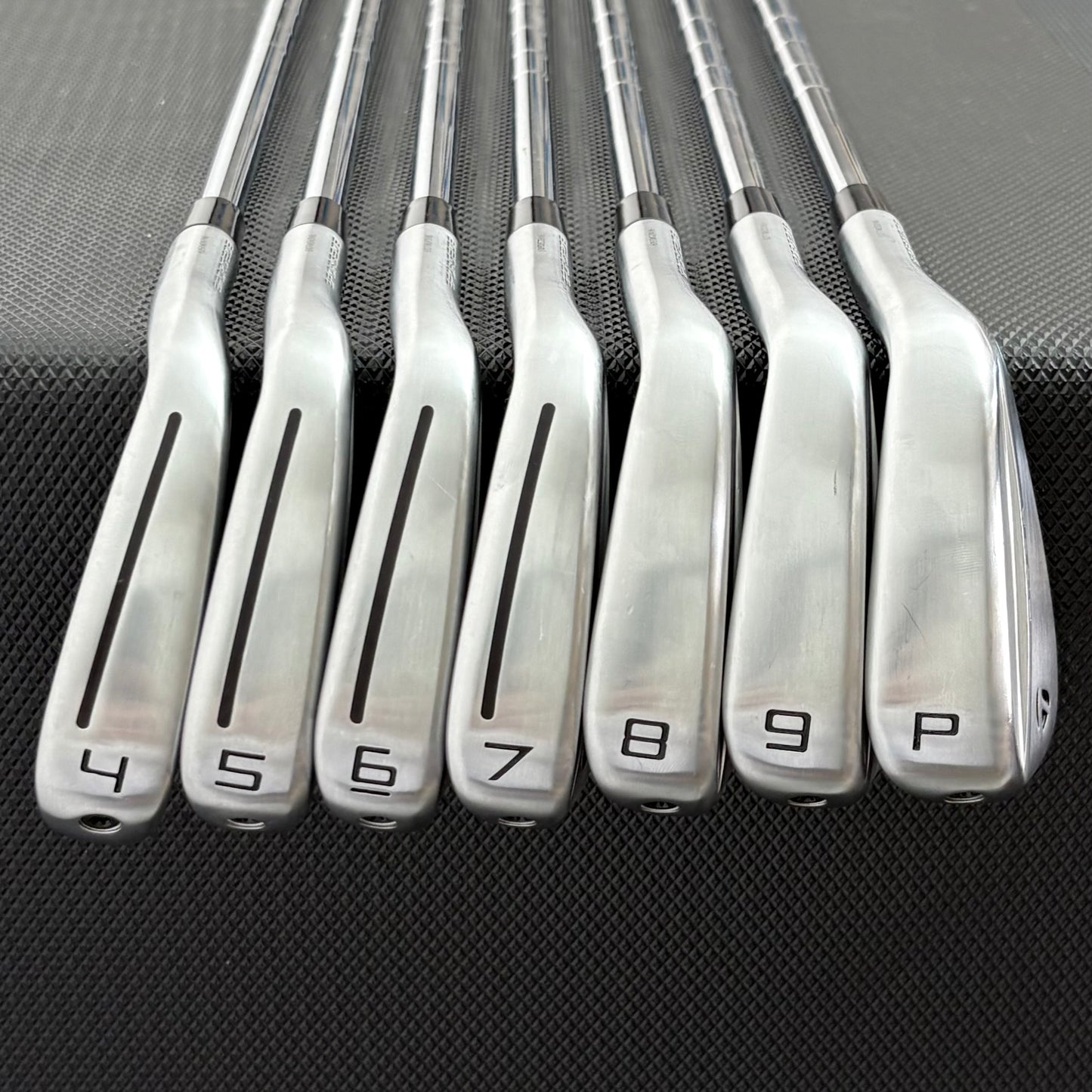 TAYLORMADE P790/P770 2025 COMBO IRON SET