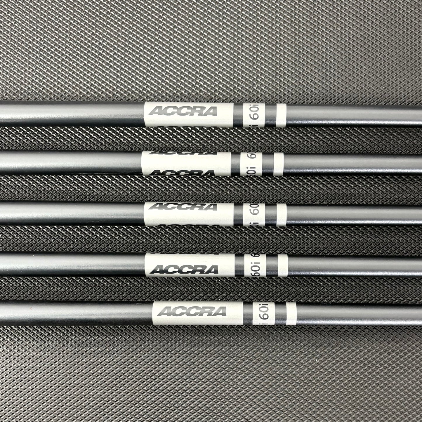 TITLEIST T300 2019 IRON SET