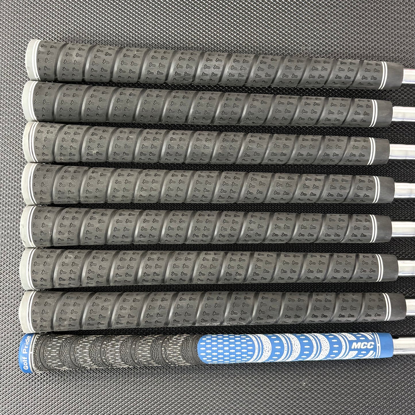 MIZUNO PRO 221 BLUE ION IRON SET