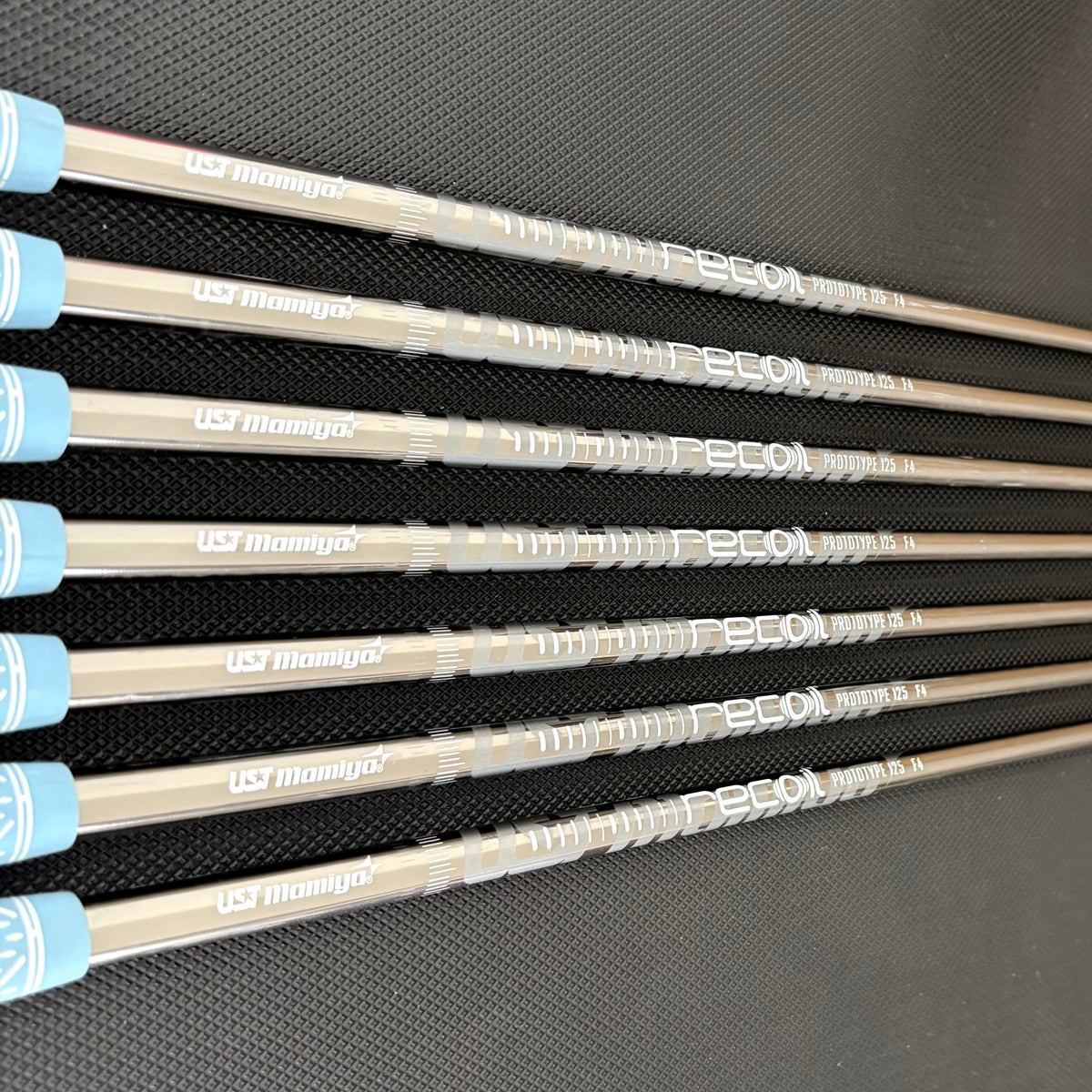 TITLEIST T100 2023 IRON SET