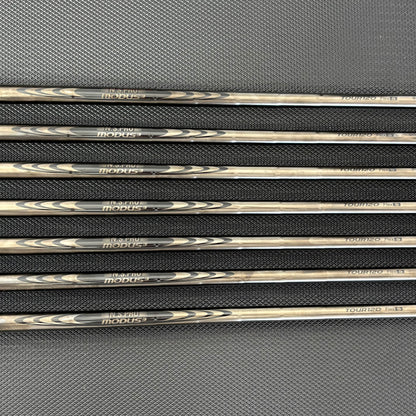 TAYLORMADE P7CB BATTLE WORN IRON SET