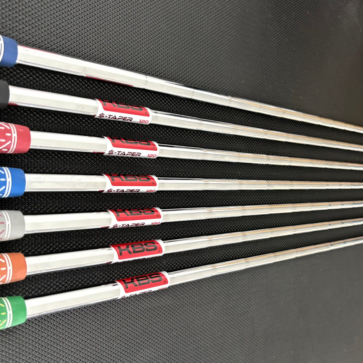 TAYLORMADE P760 IRON SET
