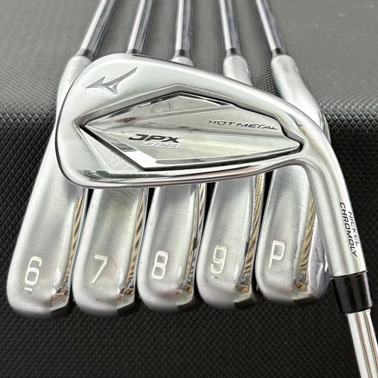 MIZUNO JPX 923 HOT METAL IRON SET