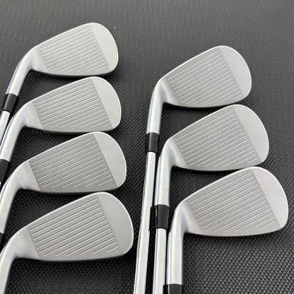 MIZUNO JPX 925 HOT METAL IRON SET