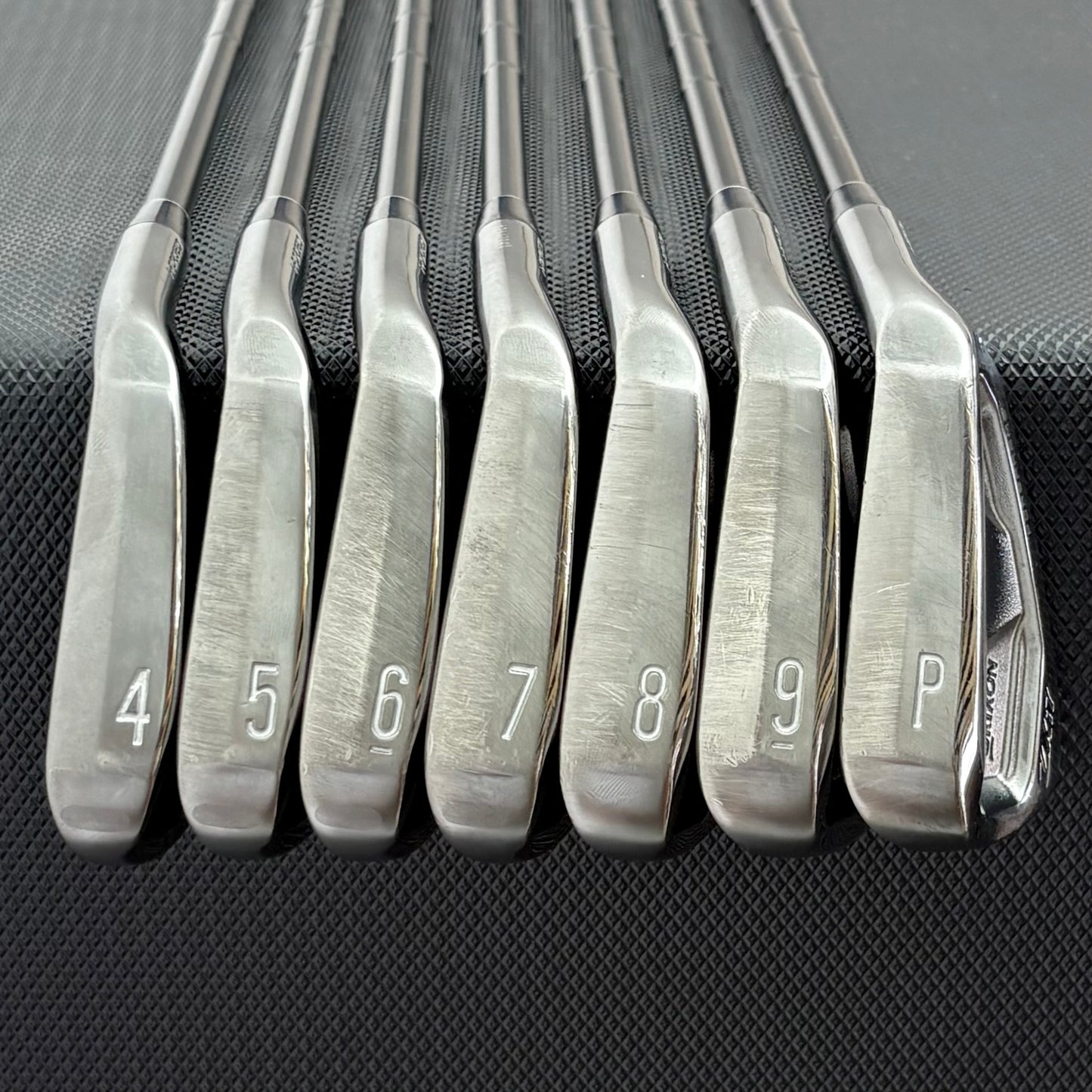 SRIXON ZXI7 BLACK CHROME IRON SET