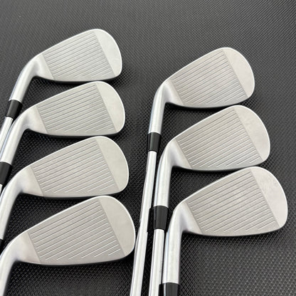 MIZUNO JPX 925 HOT METAL HL IRON SET