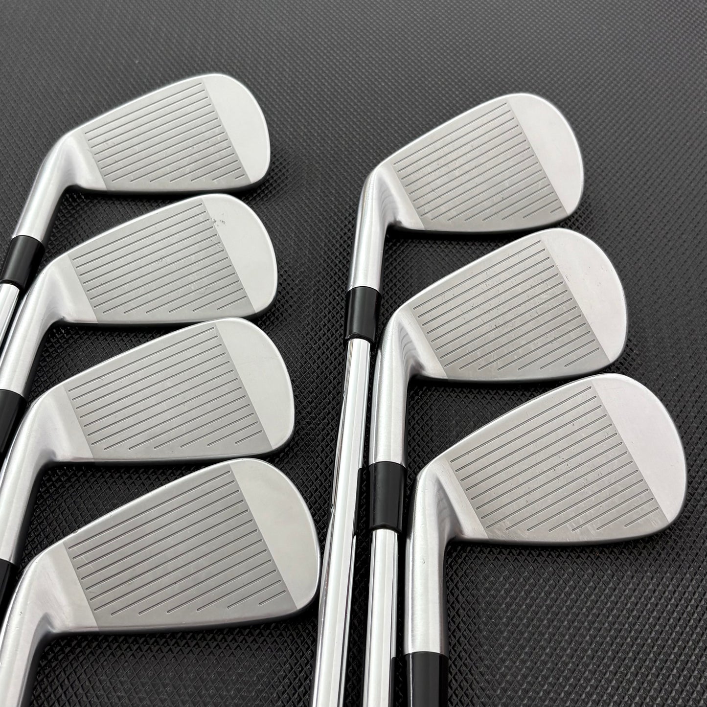 TAYLORMADE P770 2024 IRON SET